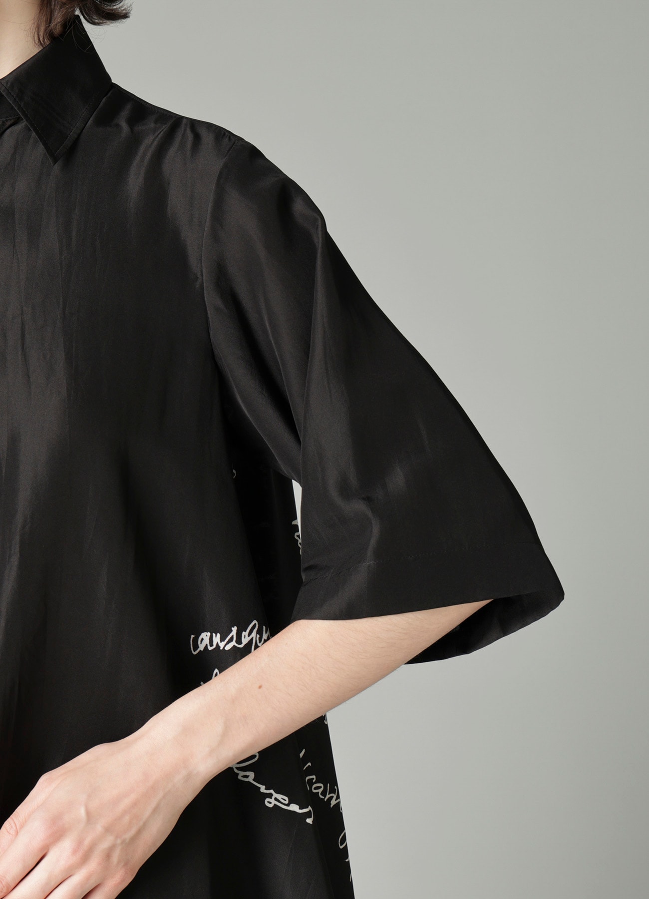 MESSAGE PT 3 FLOUNCE SHORT SLV BLOUSE