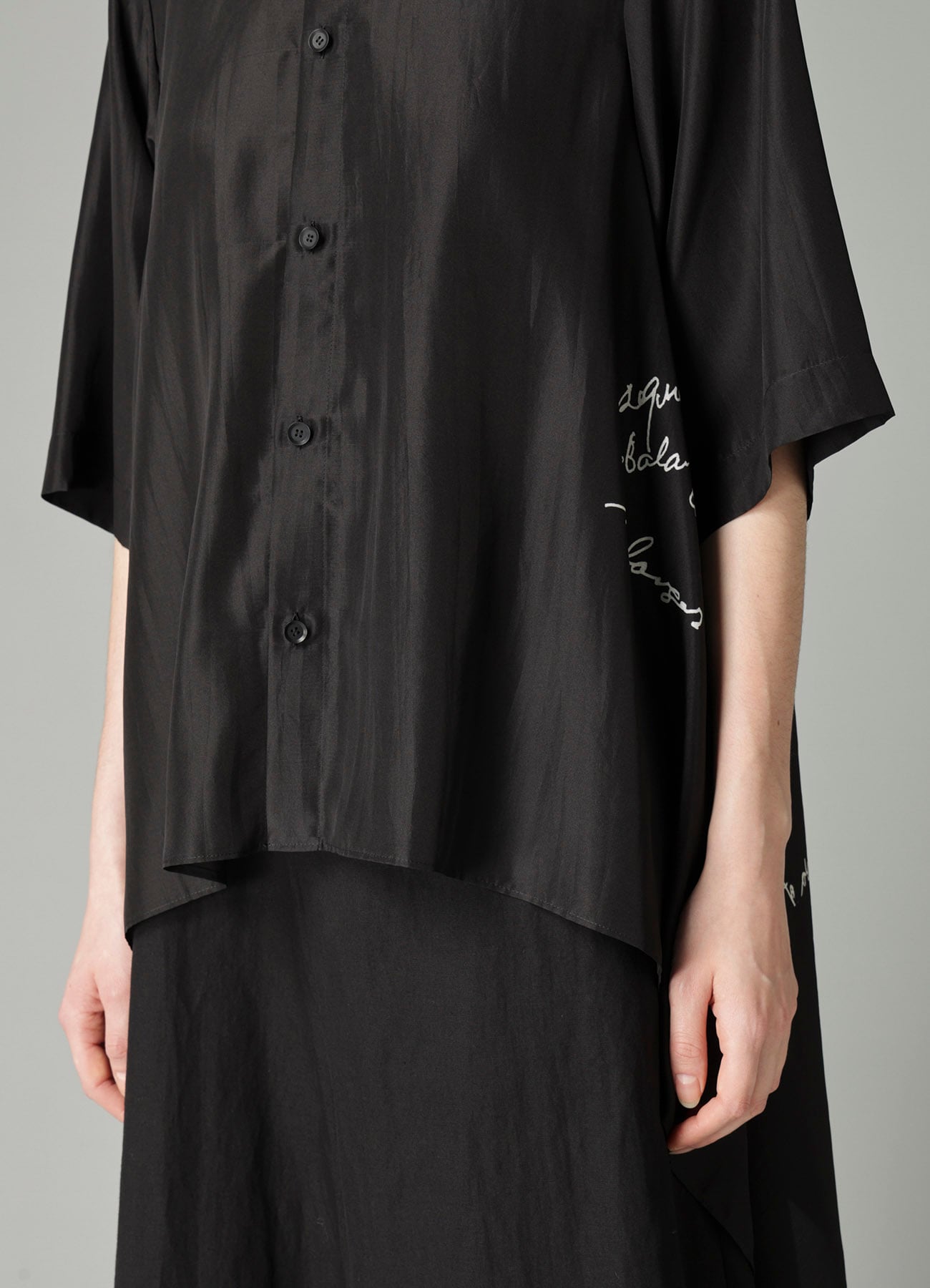 MESSAGE PT 3 FLOUNCE SHORT SLV BLOUSE