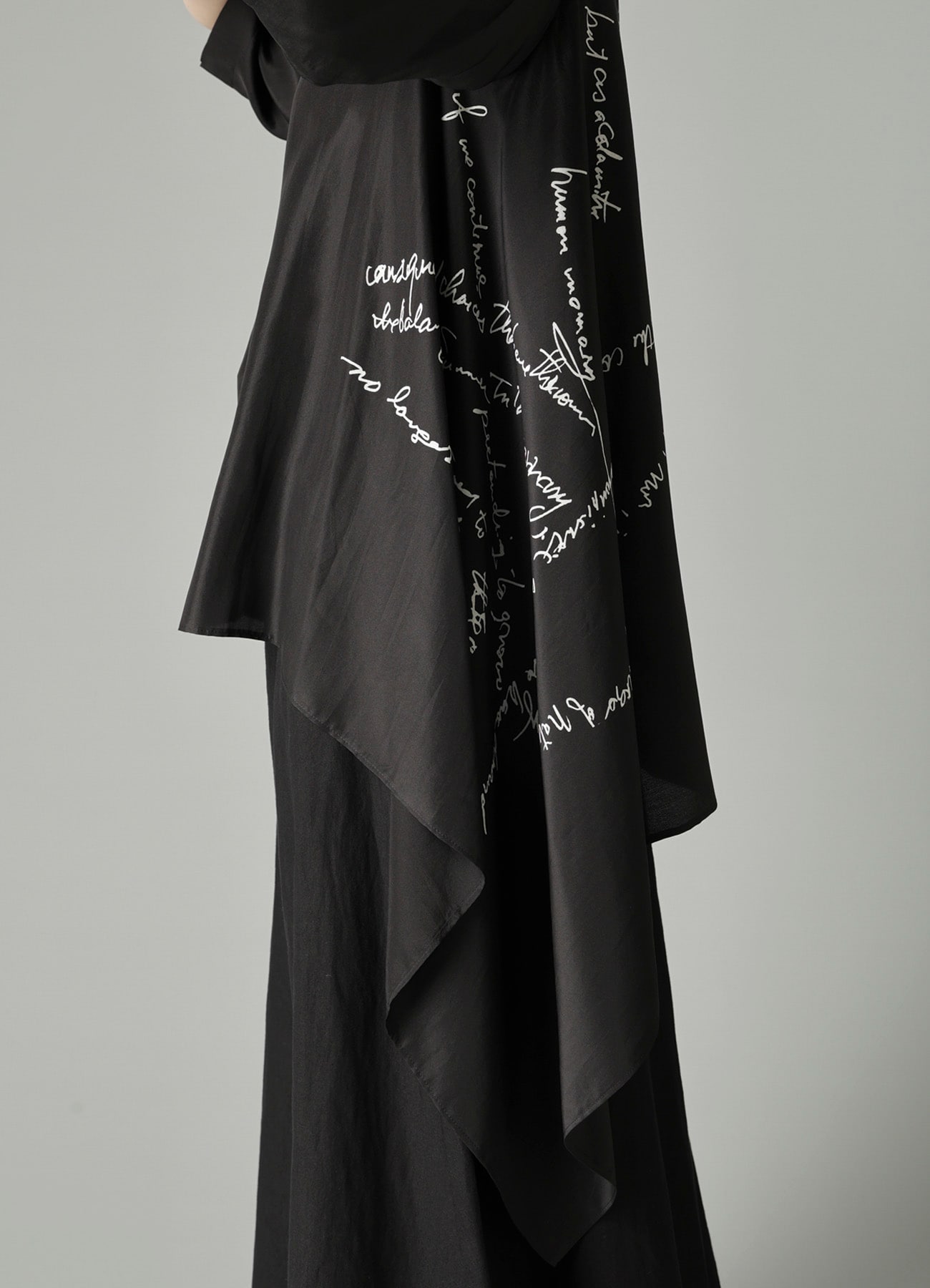 MESSAGE PT 3 FLOUNCE SHORT SLV BLOUSE