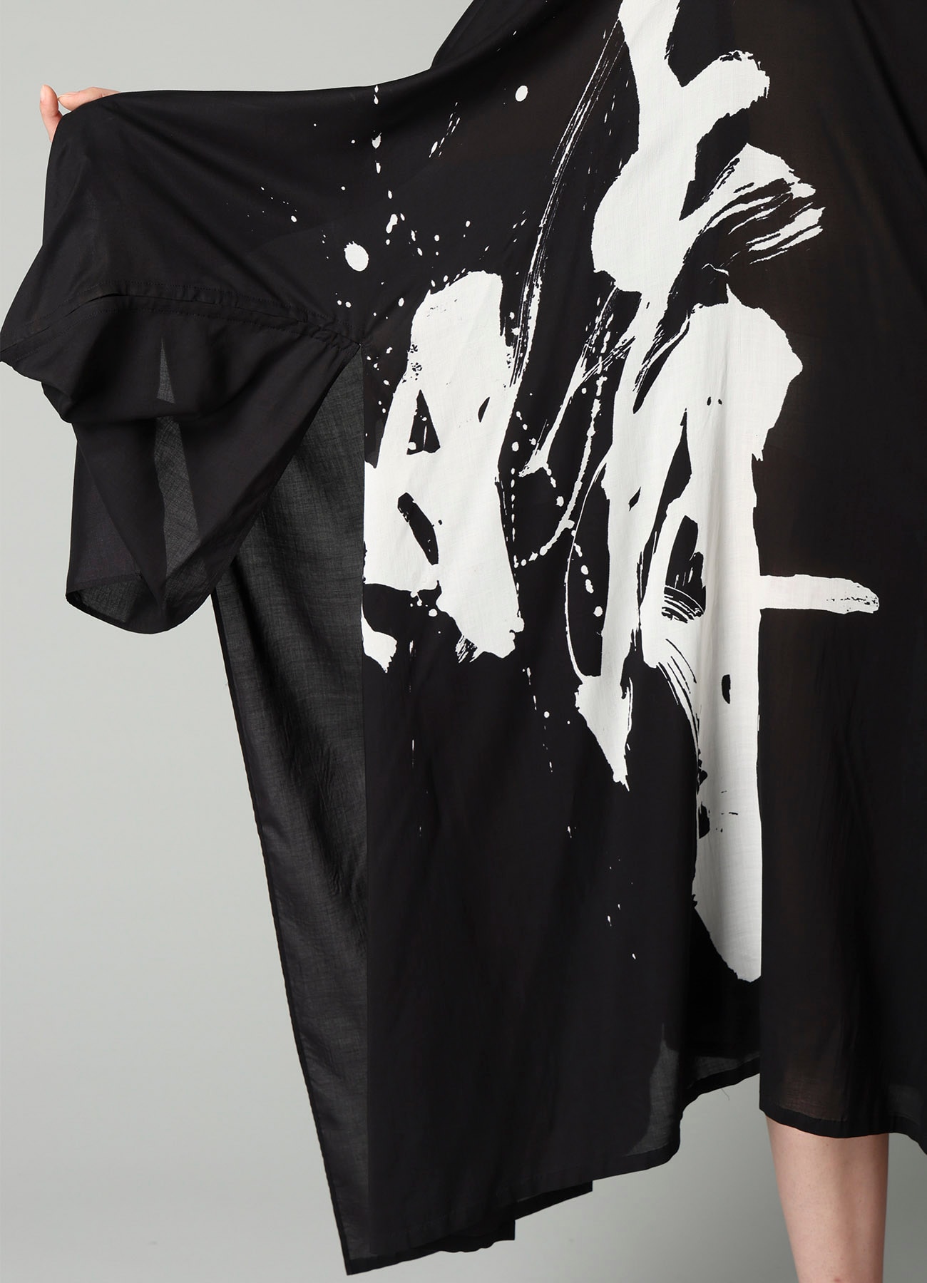 Ry LAWN ASM O SHOULDER DRESS B