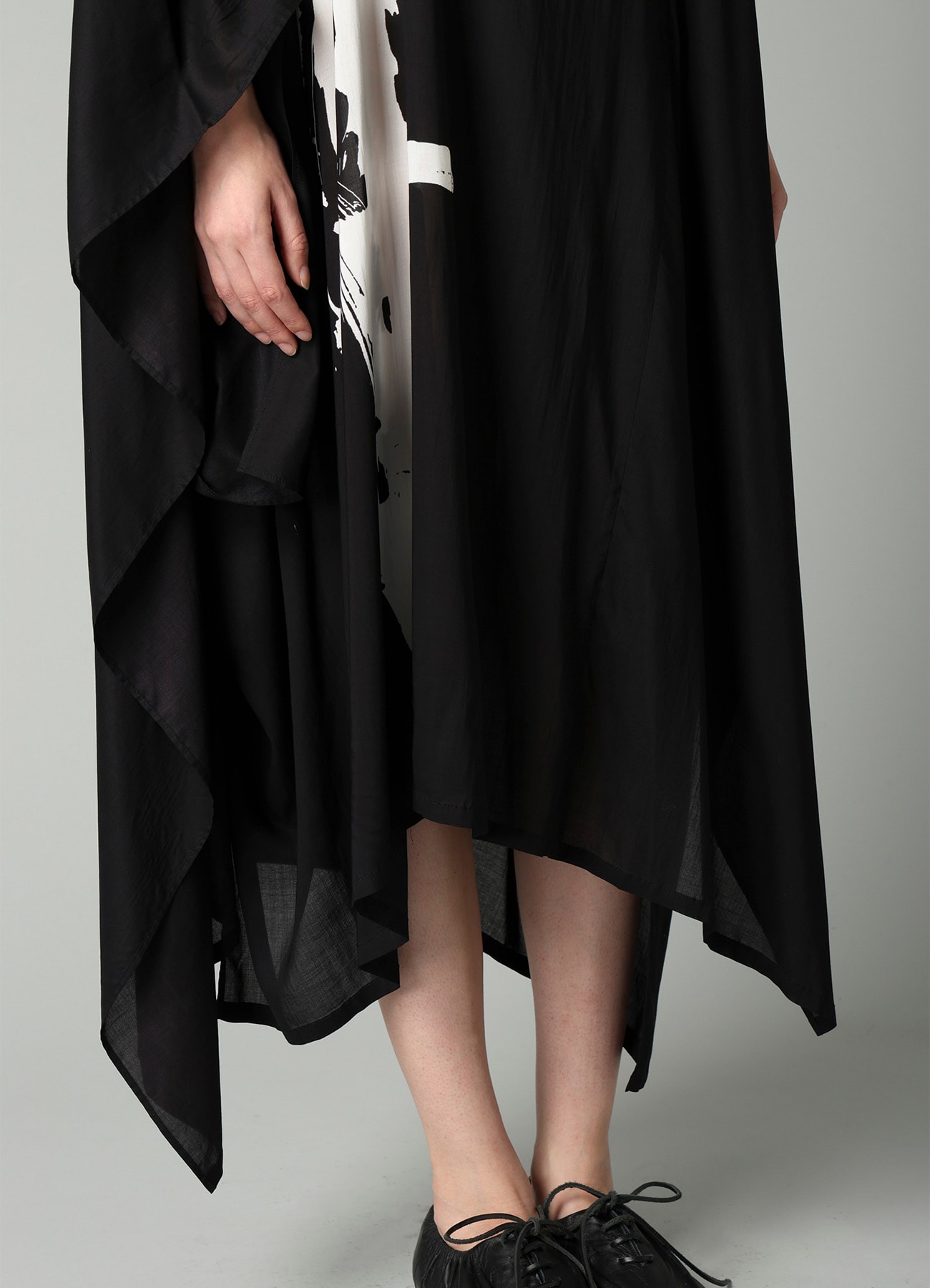 Ry LAWN ASM O SHOULDER DRESS B