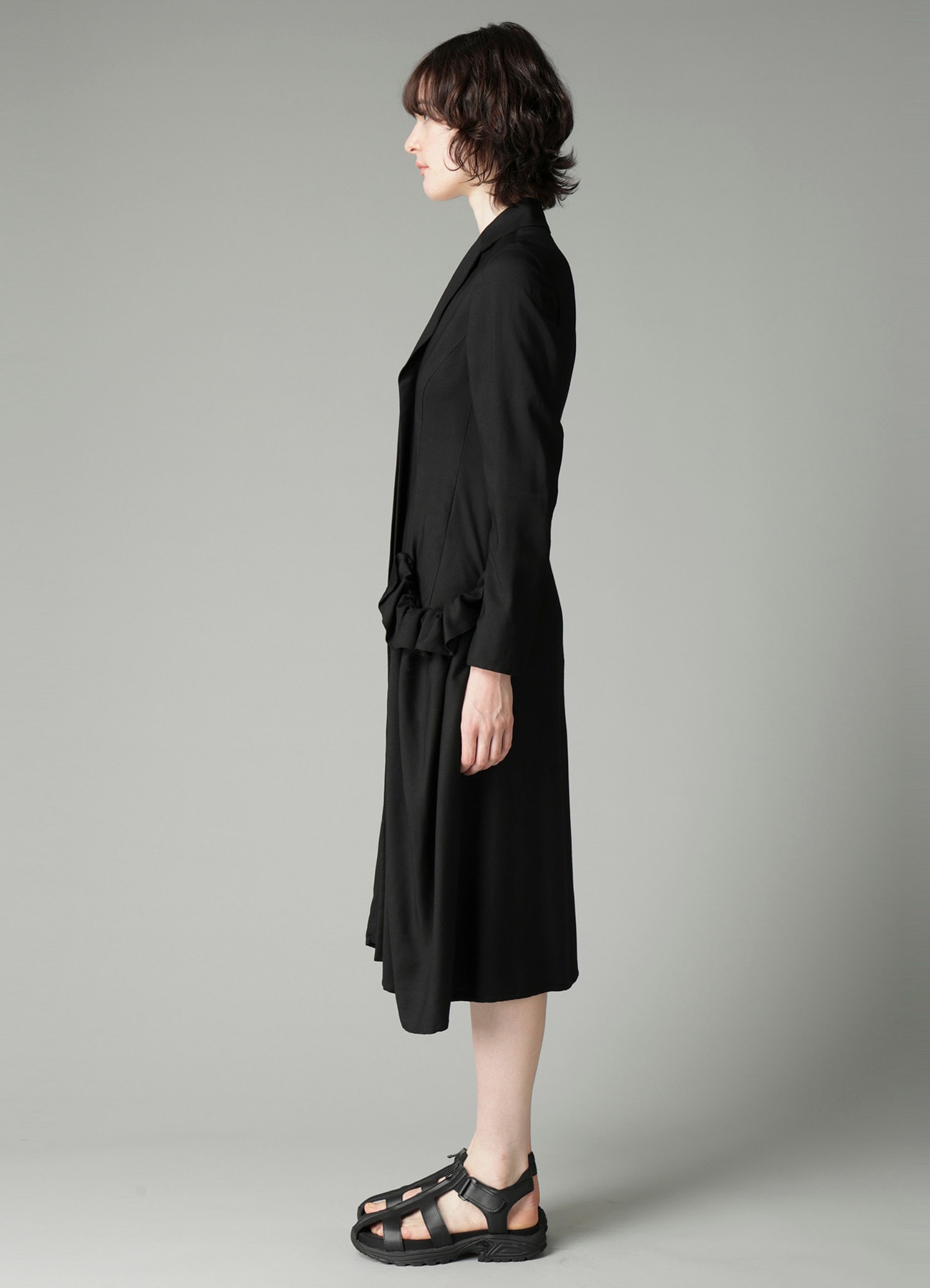 VISCOSE TWILL SIDE GATHER DETAIL ZIP DRESS