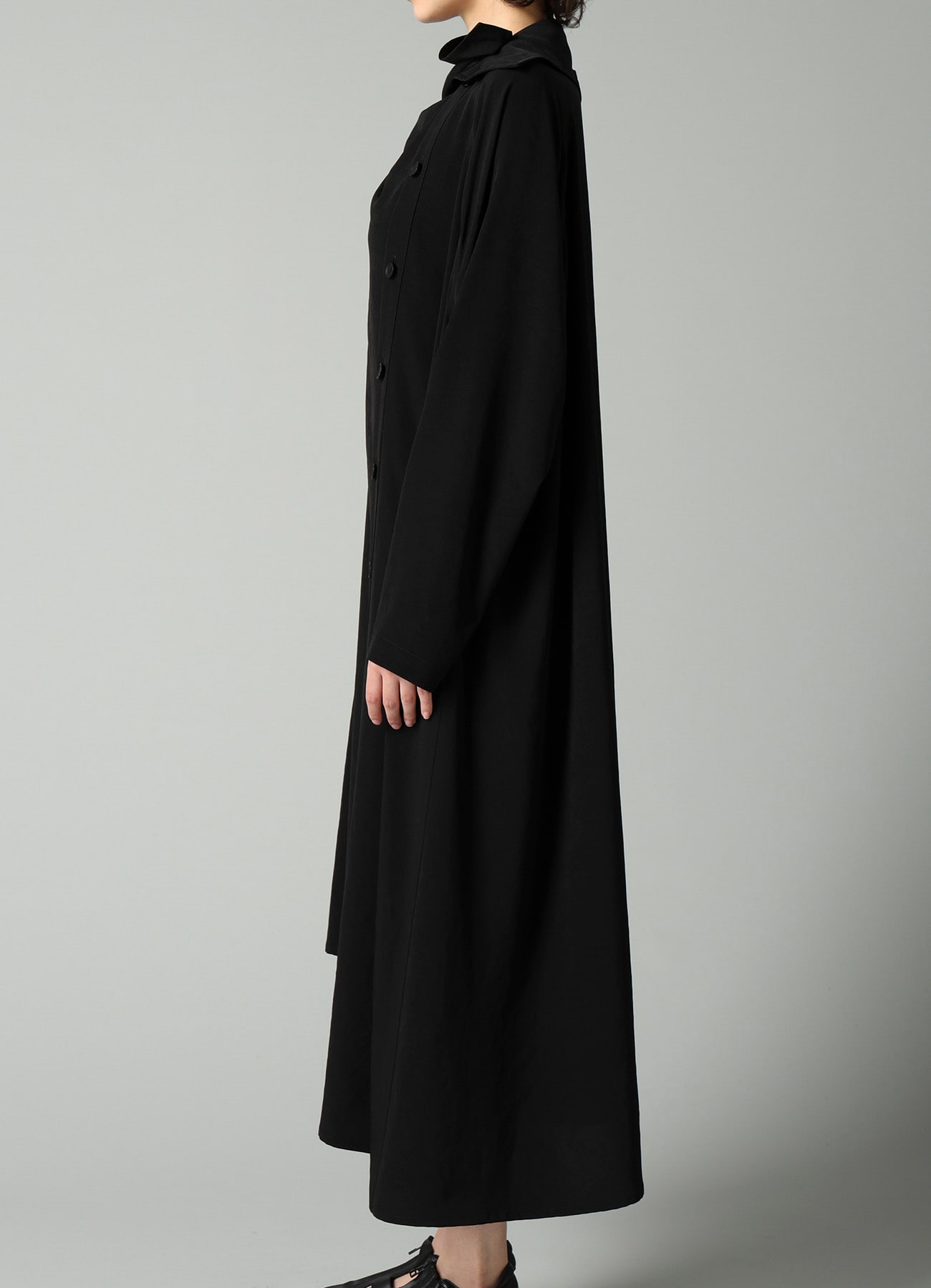 Ta/Pe CREPE DE CHINE STOLE DETAIL DRAPED DRESS