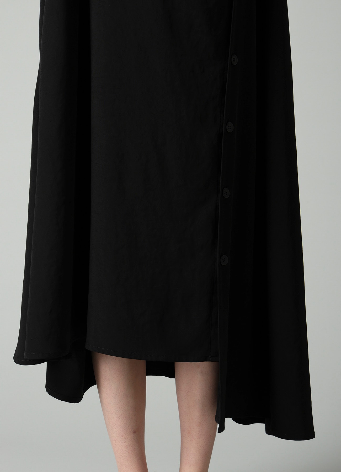 Ta/Pe CREPE DE CHINE STOLE DETAIL DRAPED DRESS
