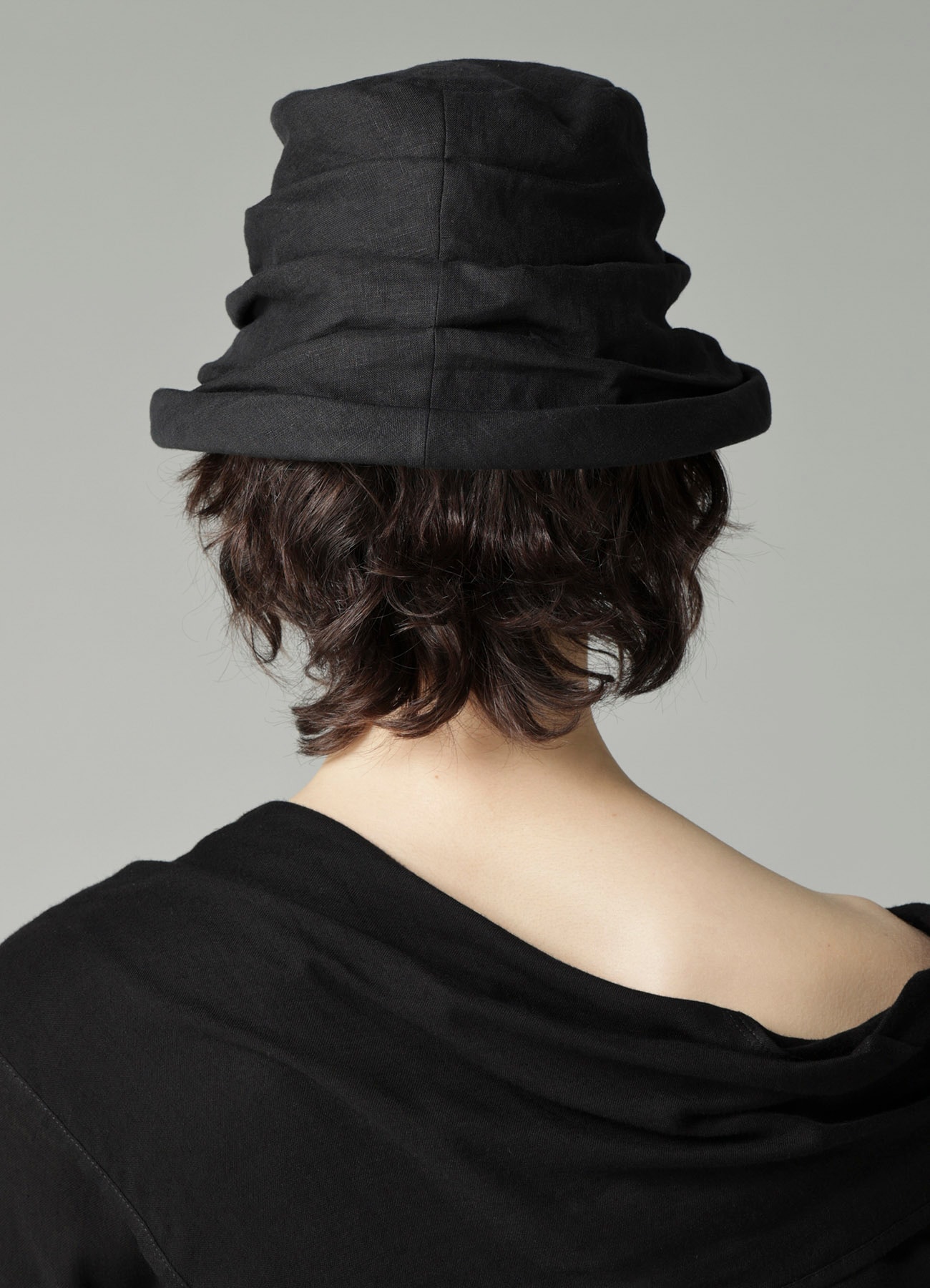 LINEN DRAPED BUCKET HAT