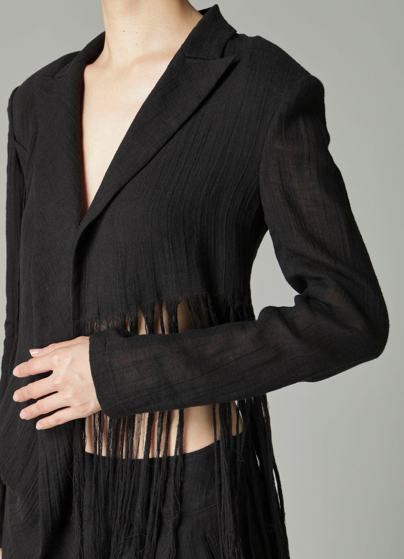 CRINKLE Li GAUZE HEM LINE FRINGE POINT ASM JACKET