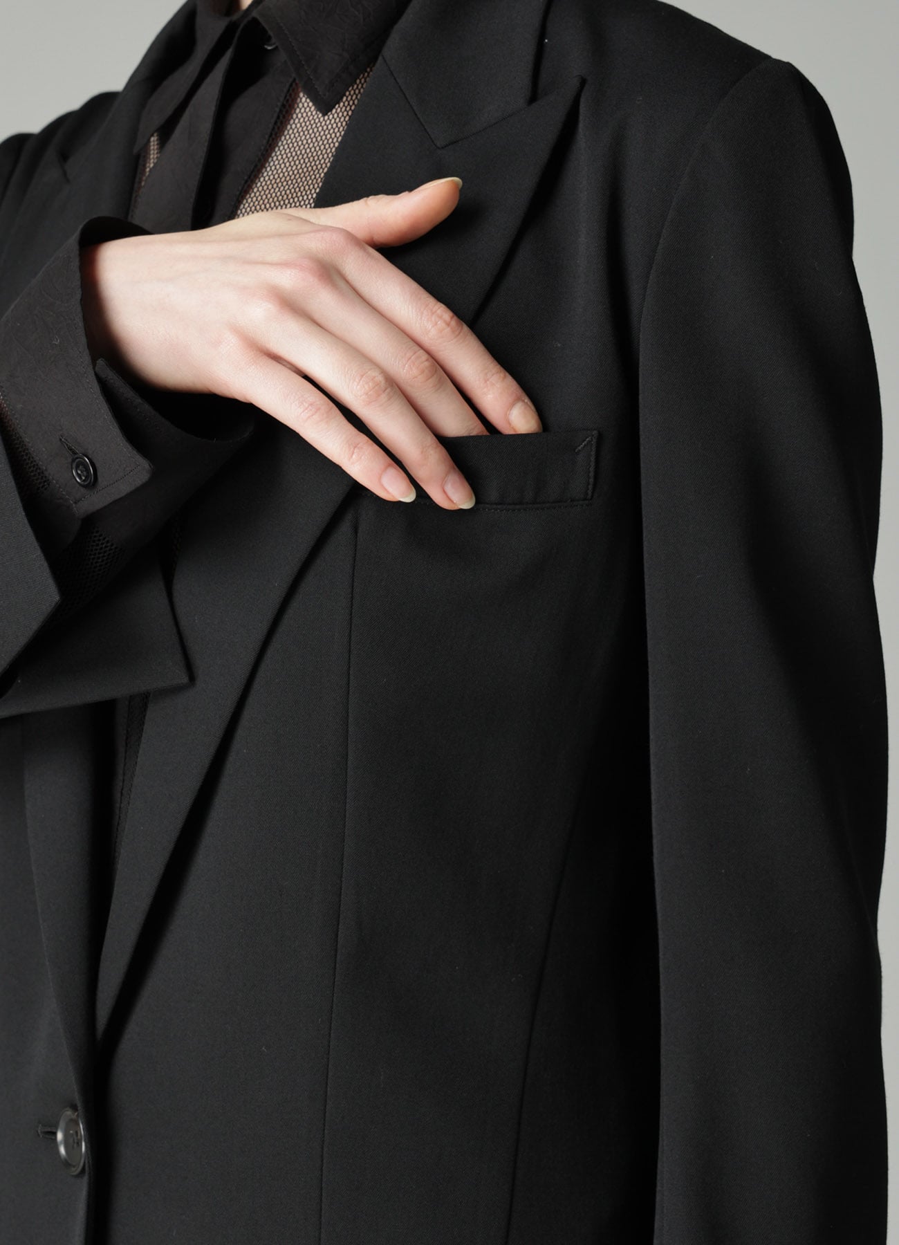 GABARDINE B TRIANGLE POINT JACKET