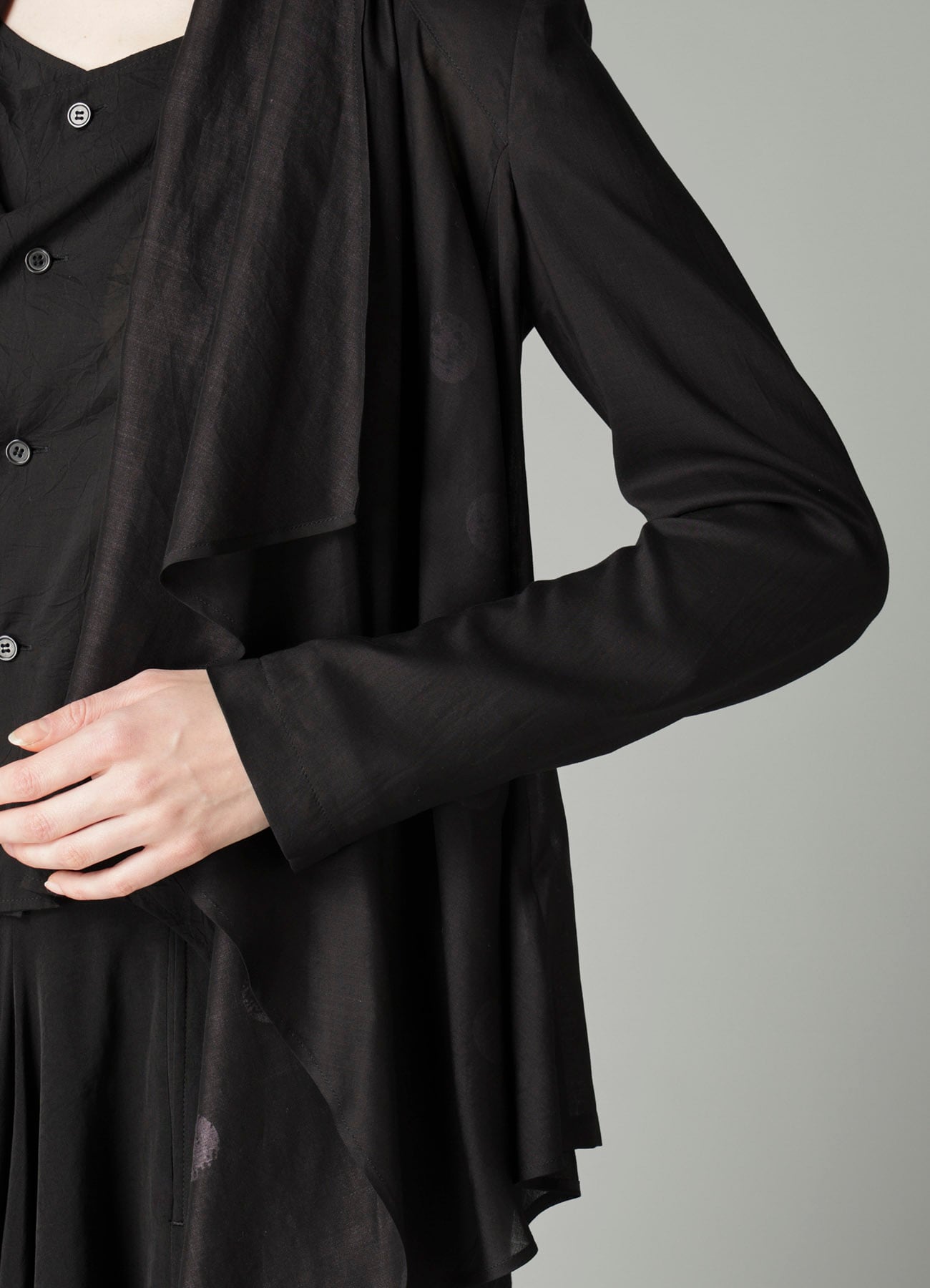 DAMAGED DOT S FRONT DRAPED DETAIL JACKET