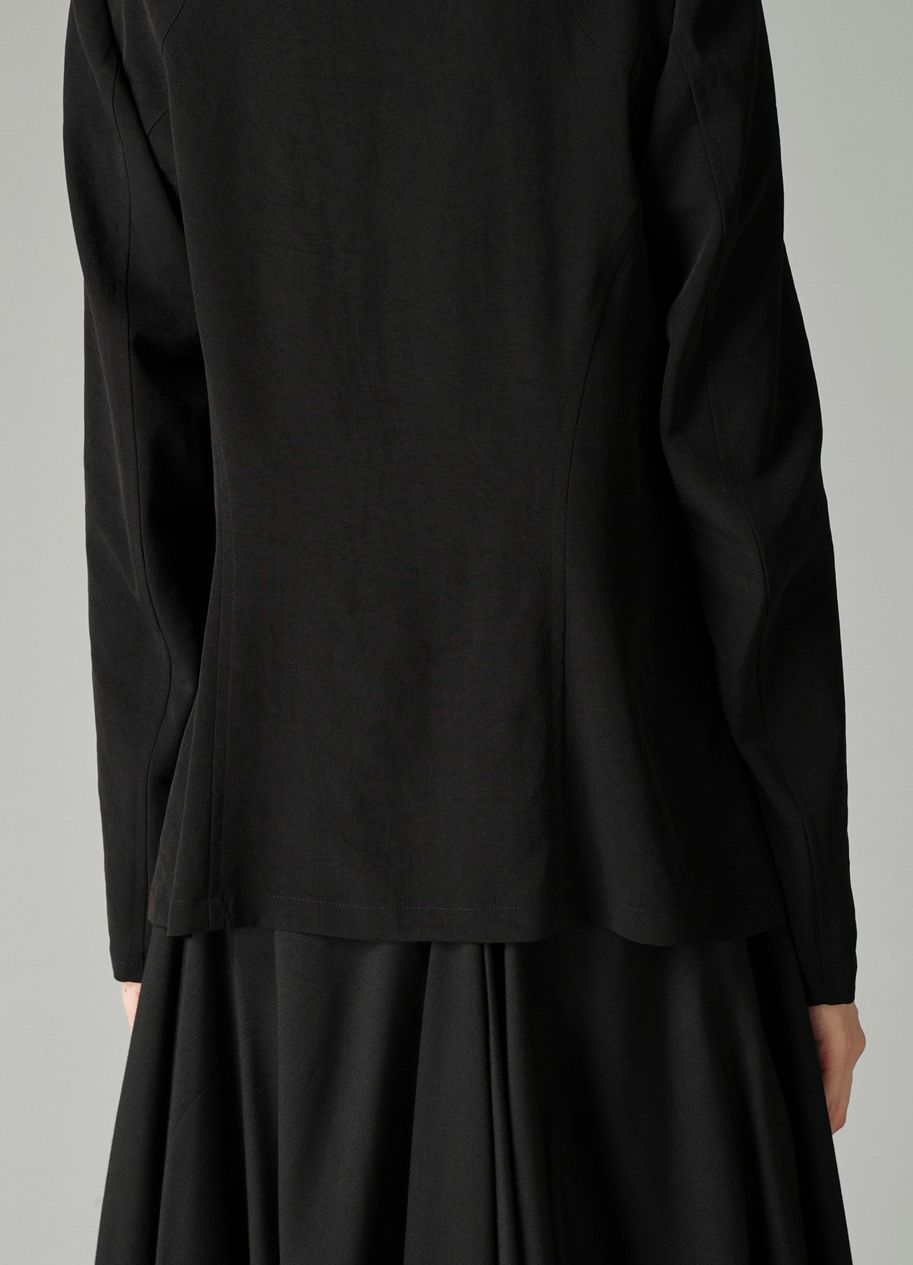Ta/Pe CREPE DE CHINE FRONT DRAPED DETAIL JACKET