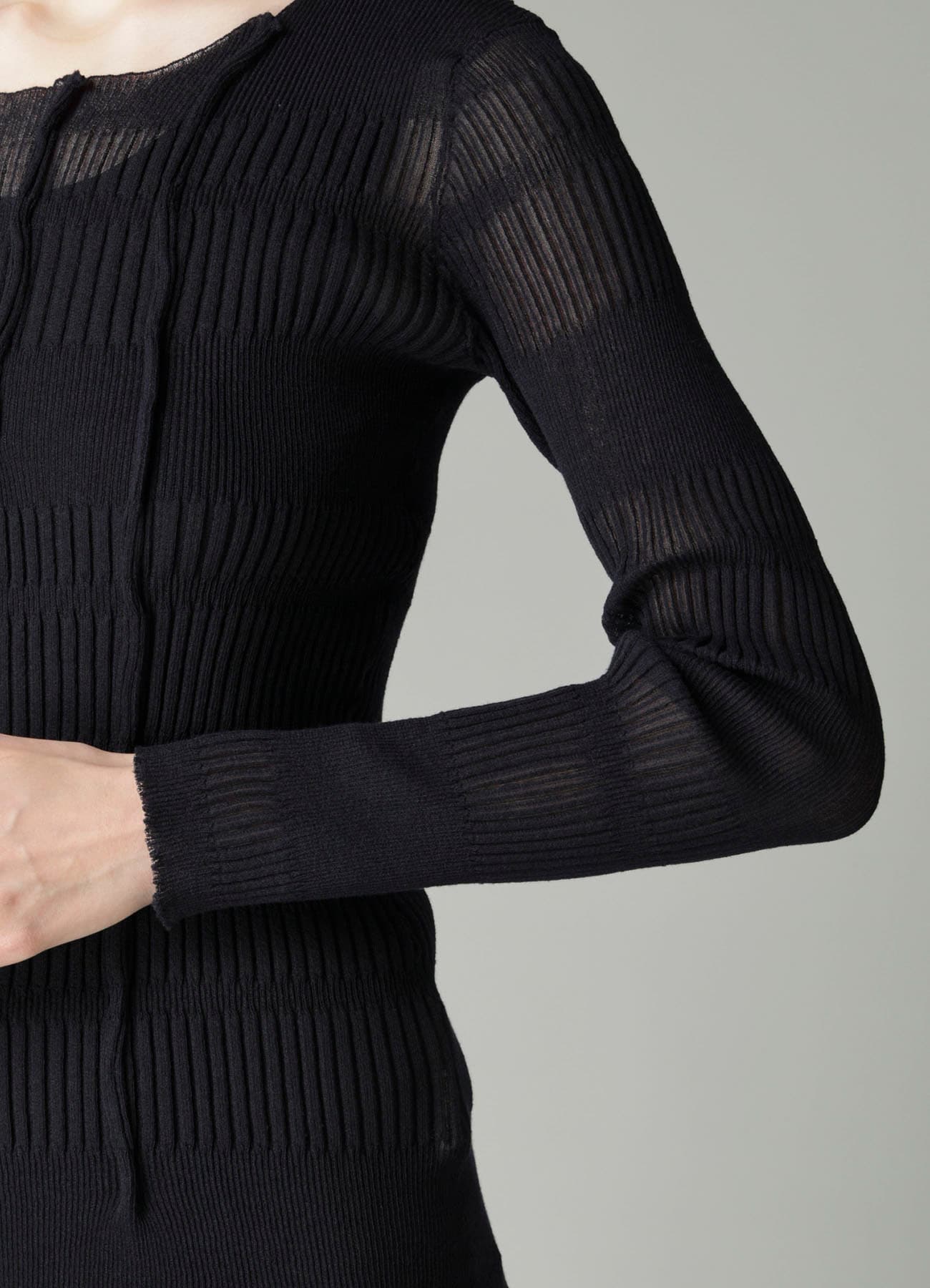 RIB TUCK D ROUND NECK PO