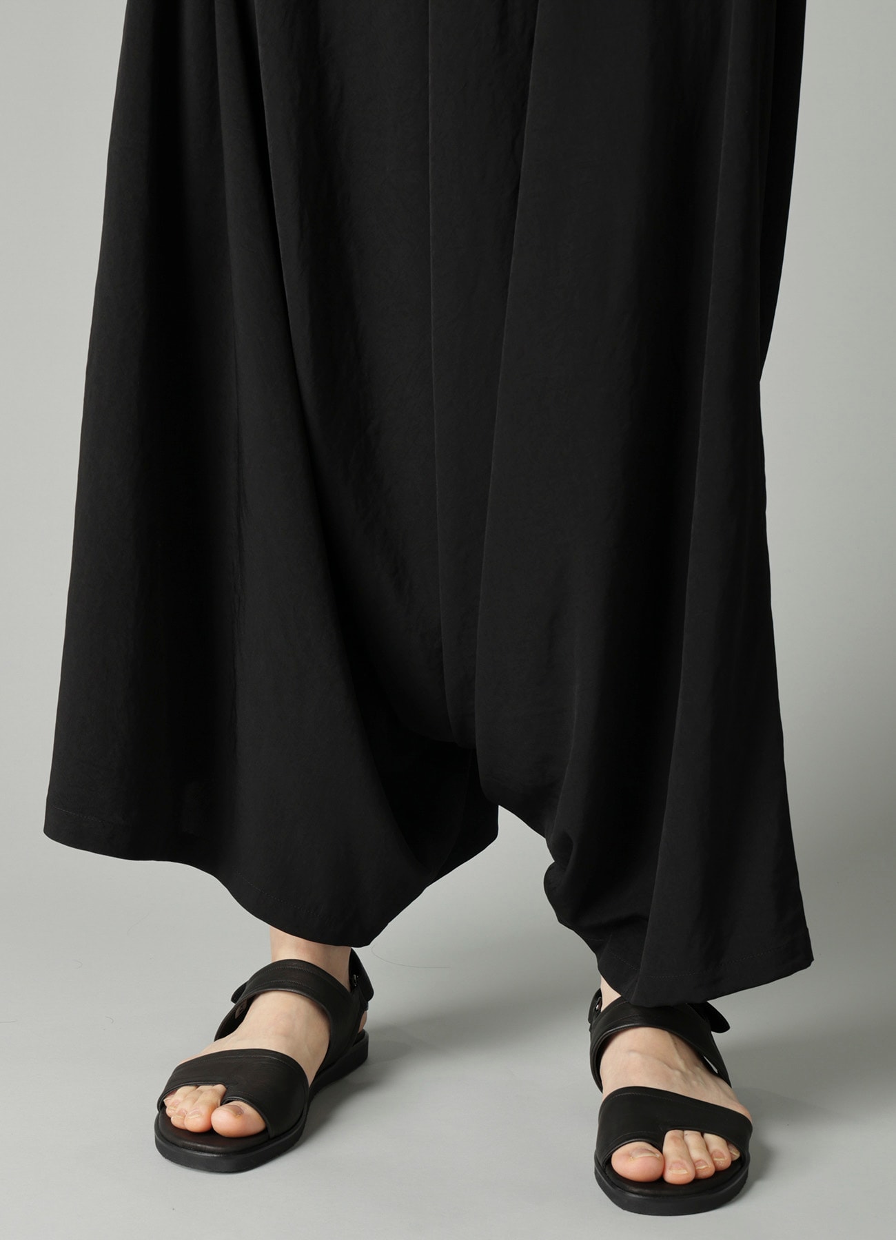 Ta/Pe CREPE DE CHINE TRIANGLE PANTS
