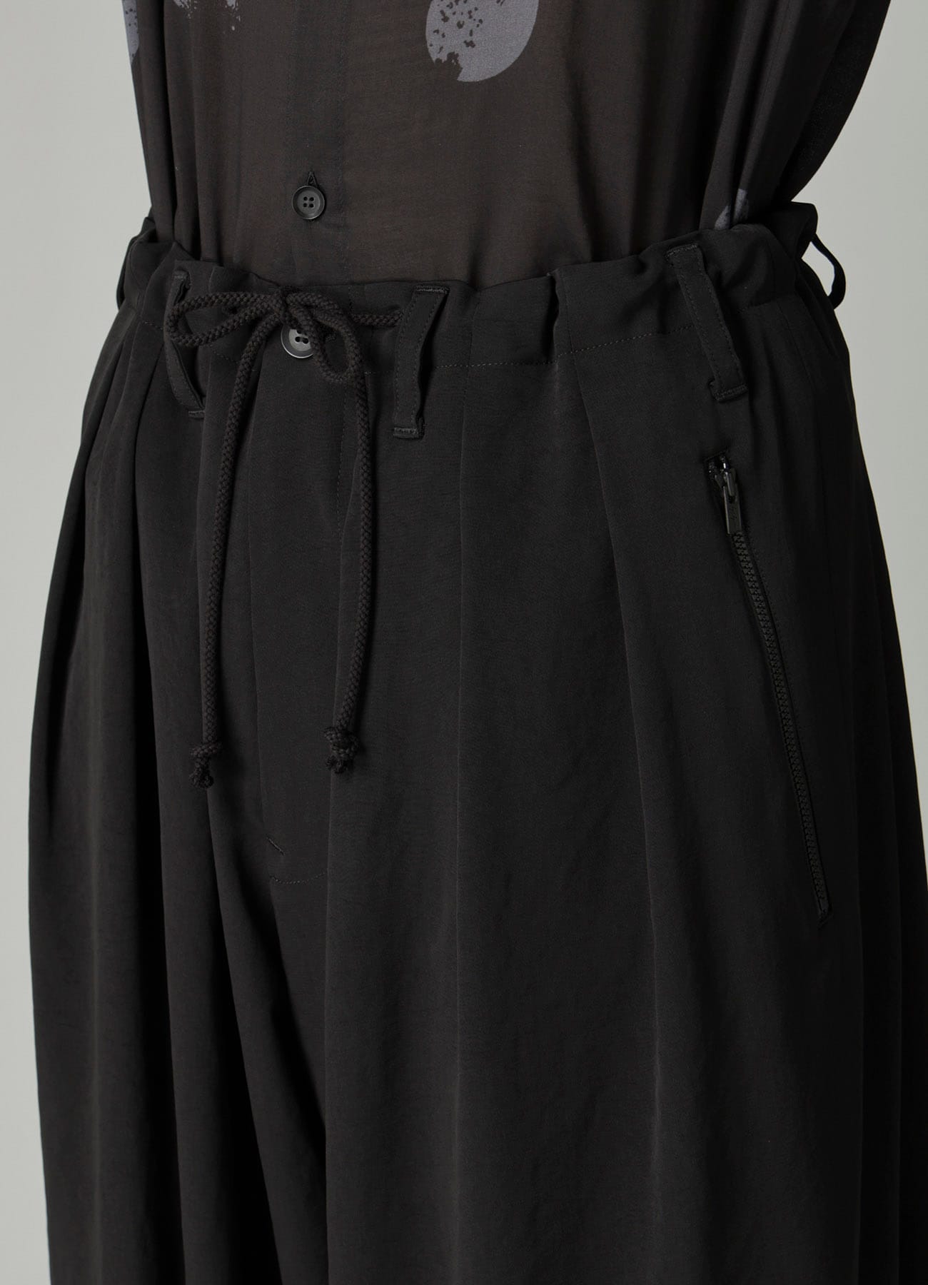 Ta/Pe CREPE DE CHINE 3 TUCKS PANTS