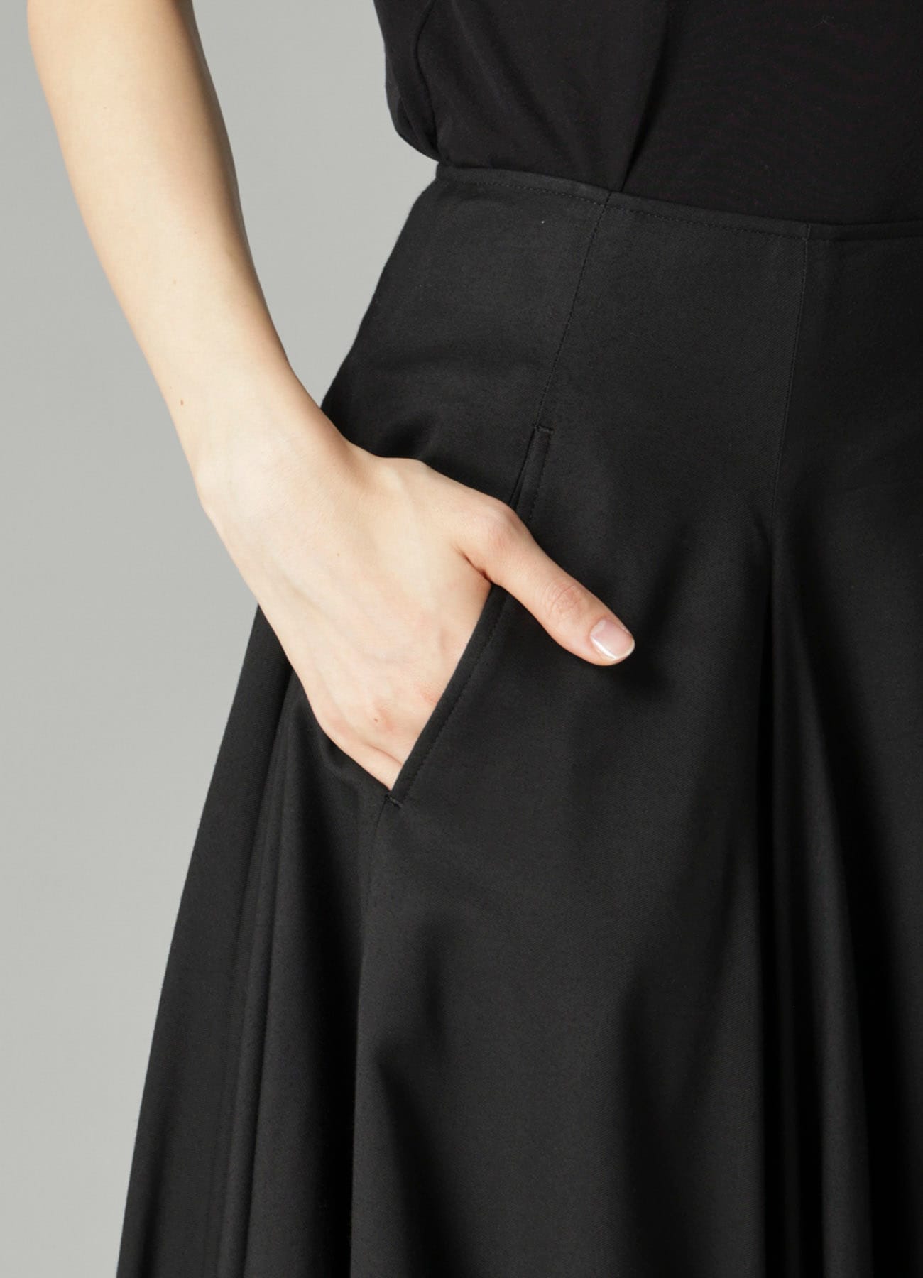 VISCOSE TWILL PANEL BALLOON SKIRT