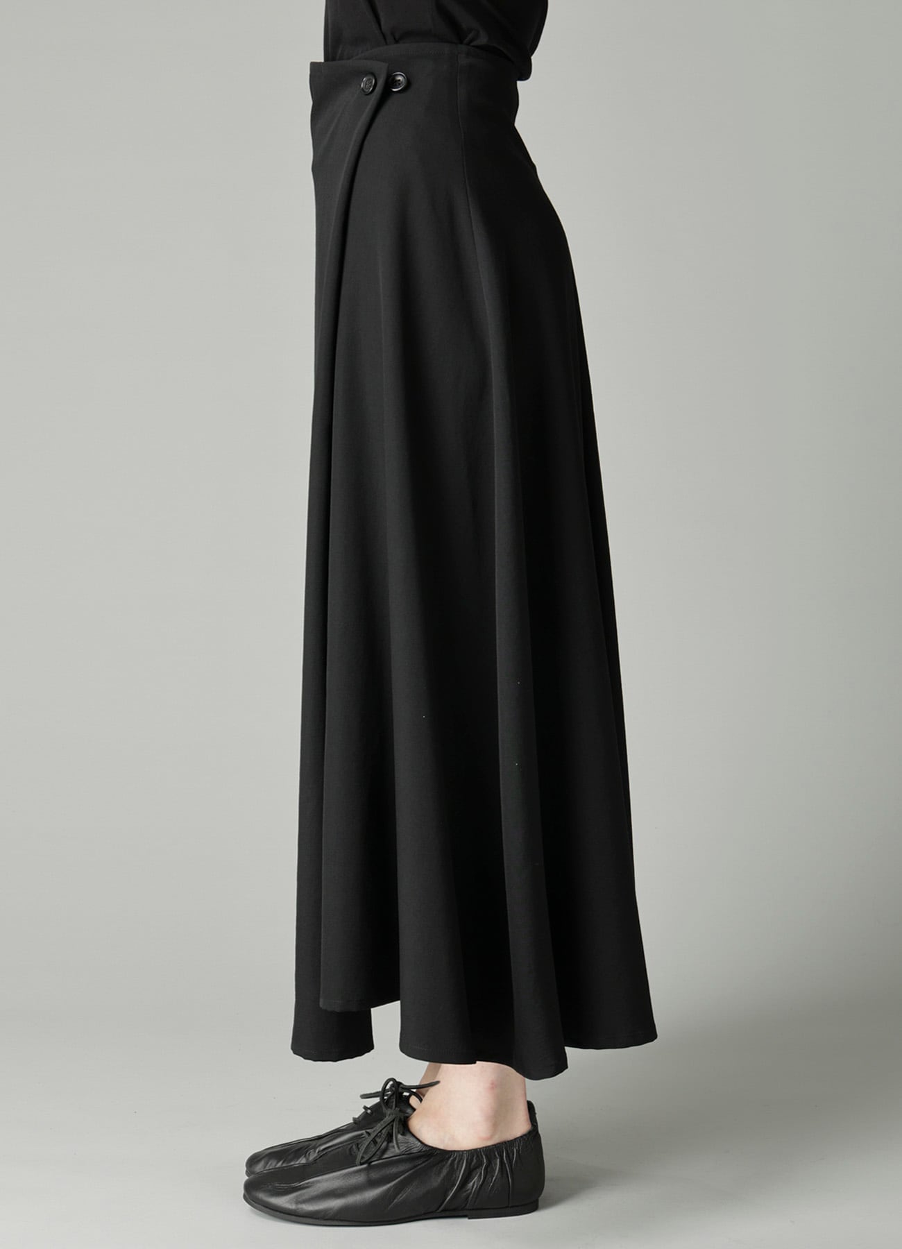 GABARDINE BUTTON LONG SKIRT