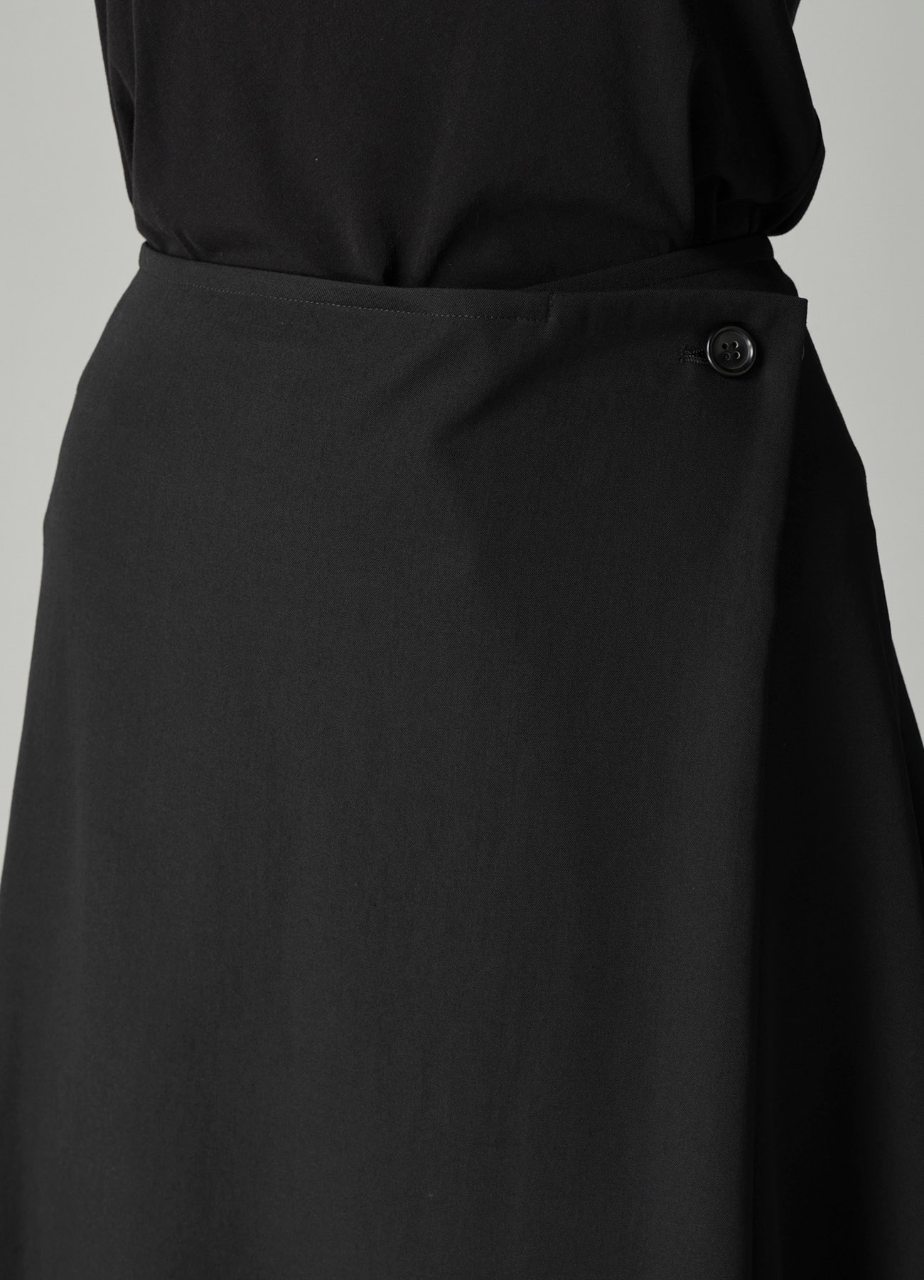 GABARDINE BUTTON LONG SKIRT