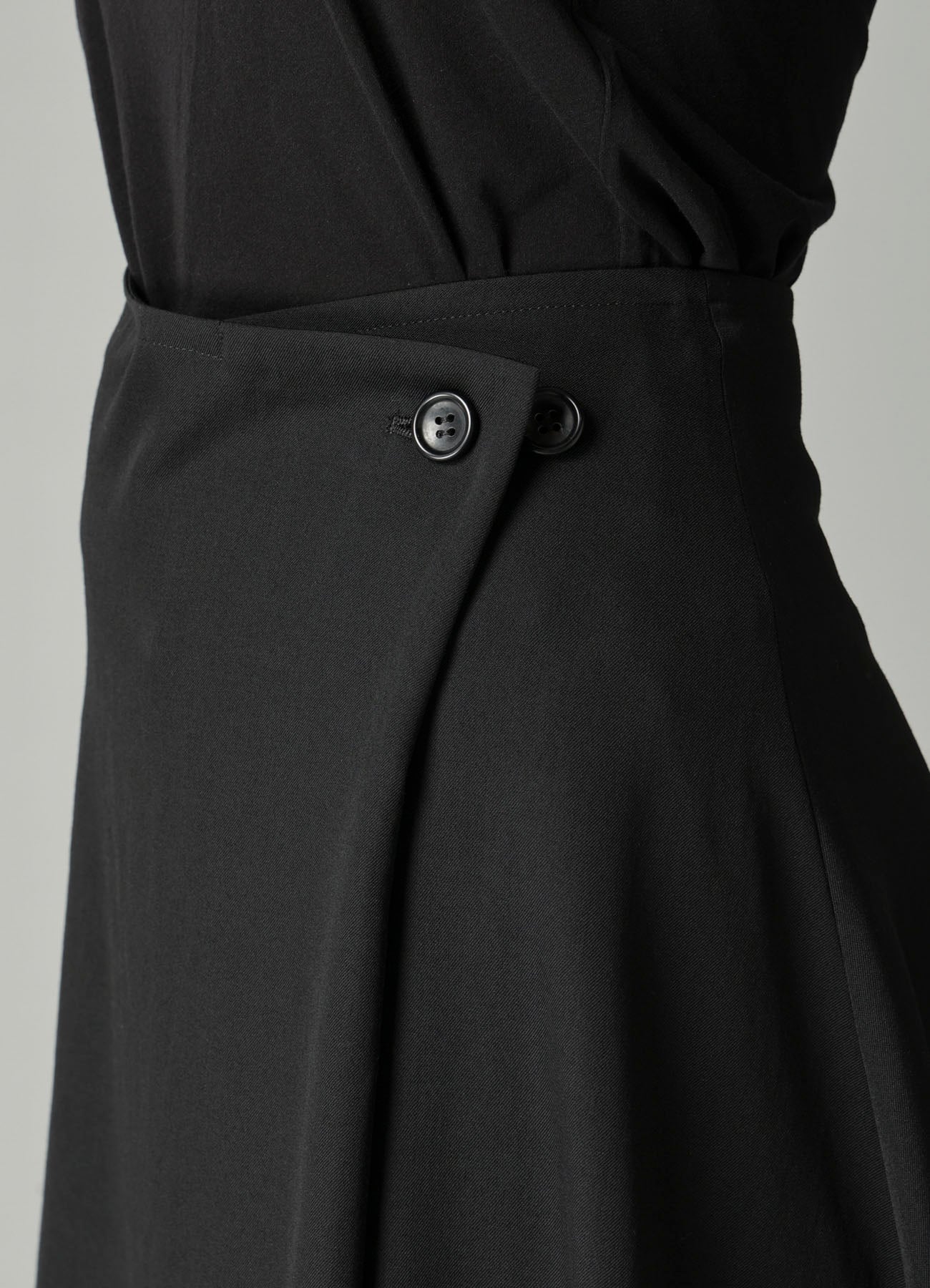 GABARDINE BUTTON LONG SKIRT