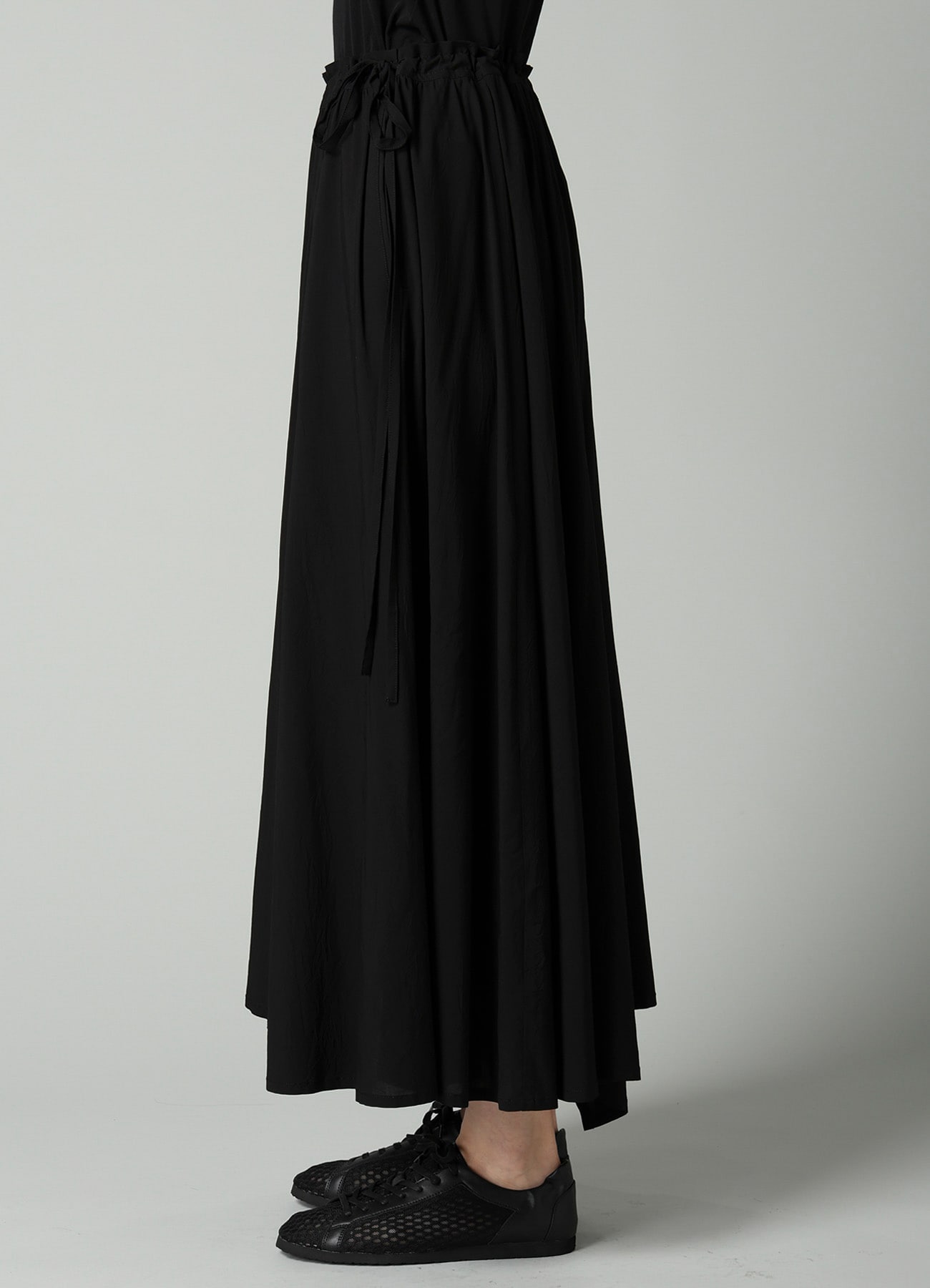 Ry LAWN L GATHERED FLARE PANTS