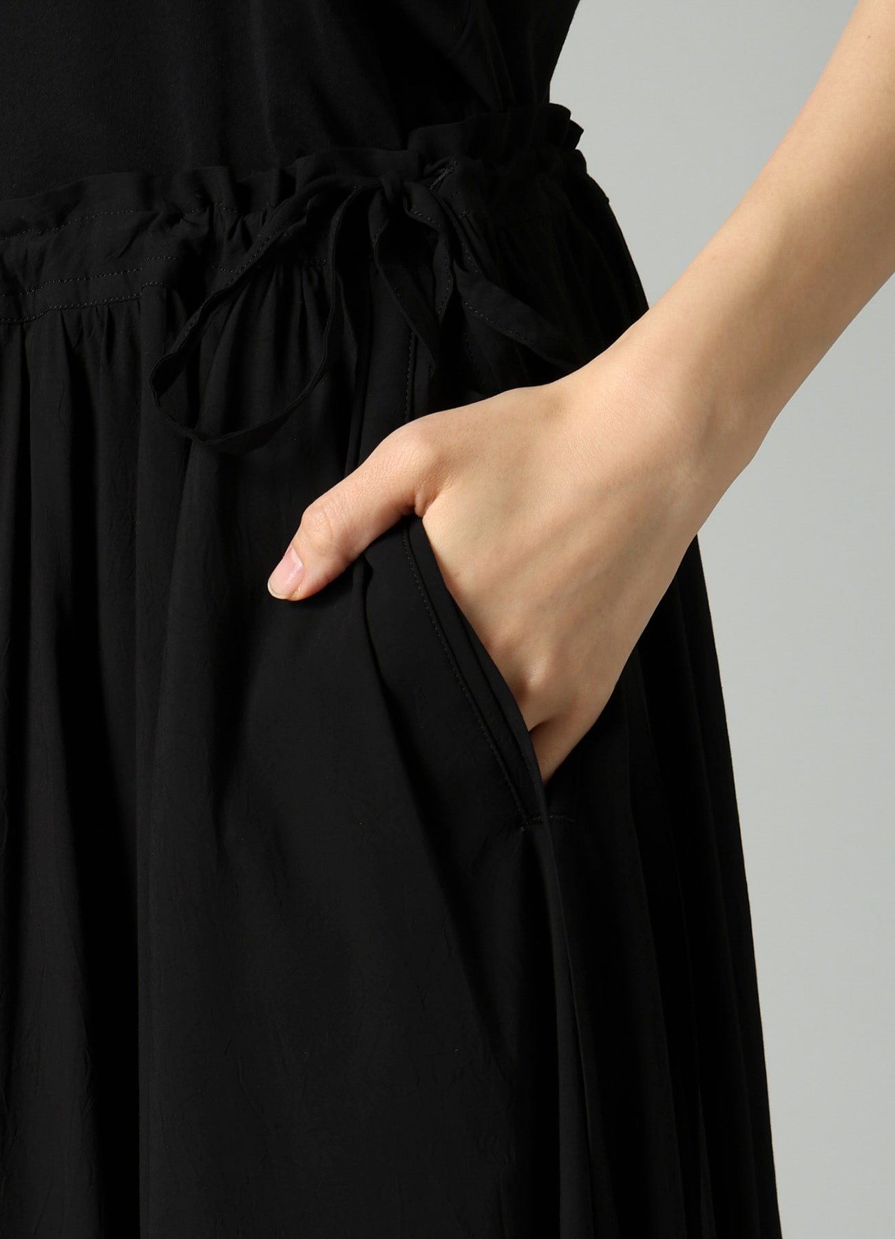 Ry LAWN L GATHERED FLARE PANTS