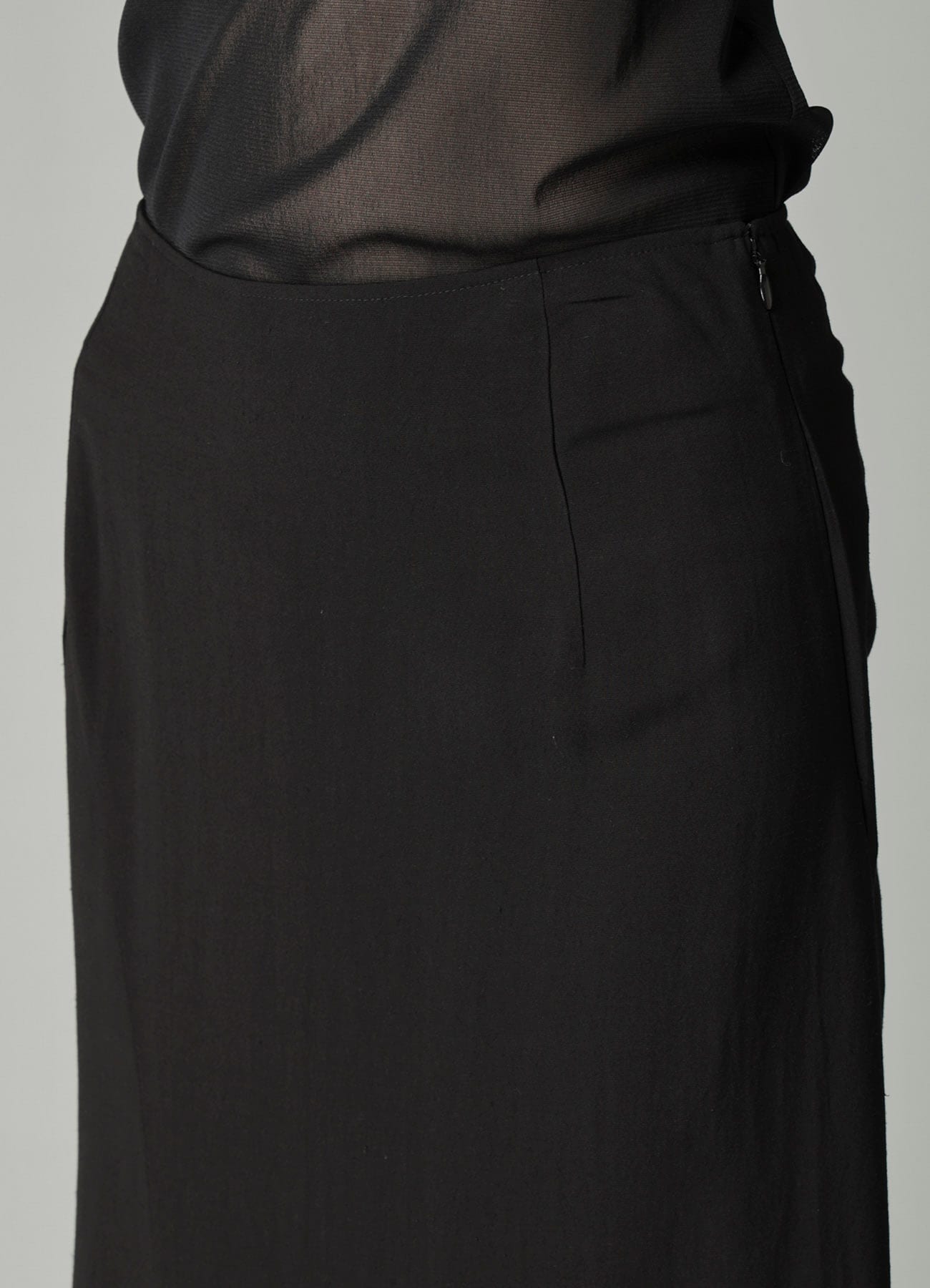 Ry/Li TROPICAL DIAGONAL CUTTING LONG SKIRT