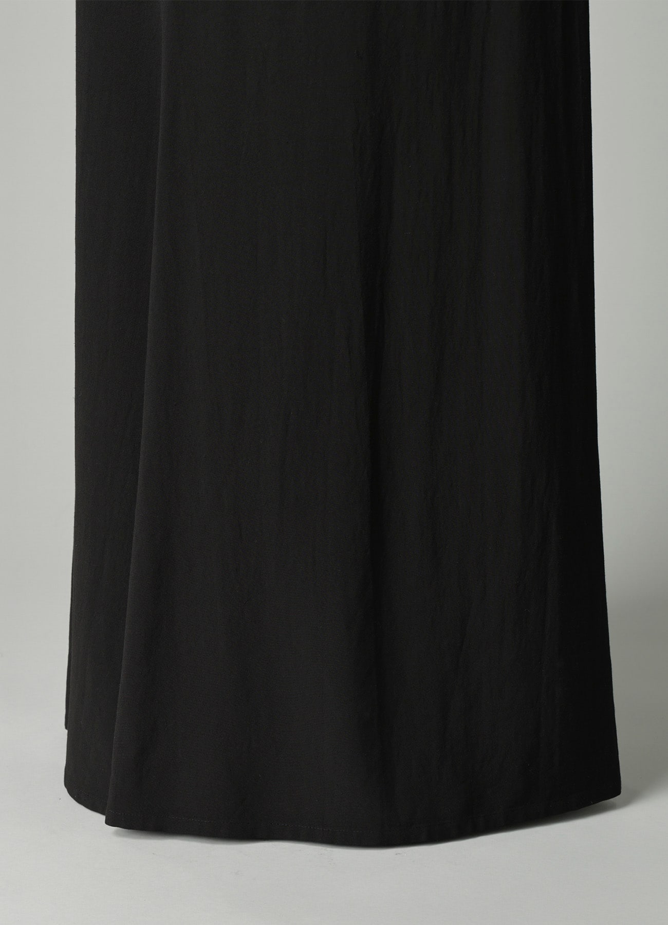 Ry/Li TROPICAL DIAGONAL CUTTING LONG SKIRT