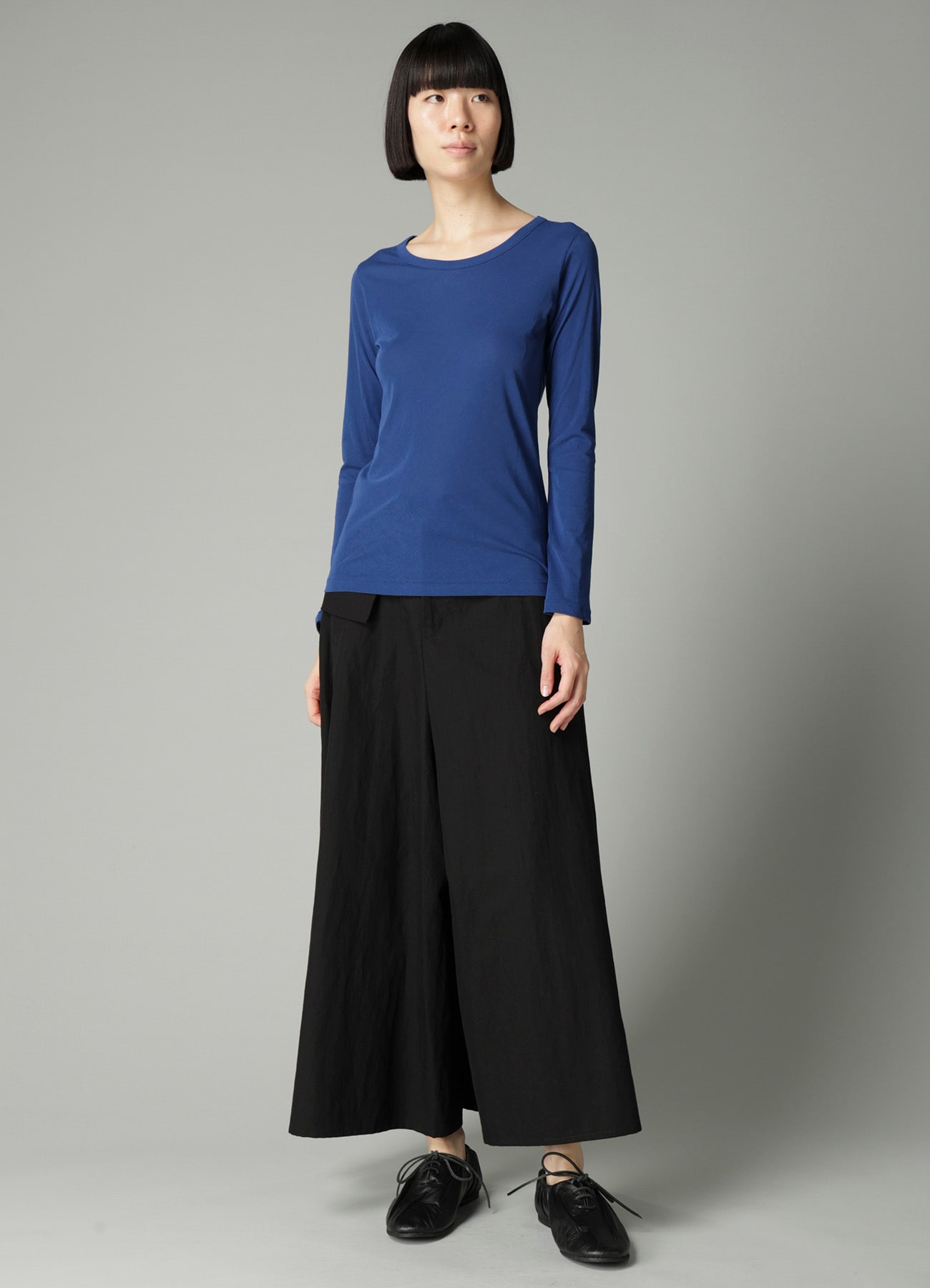 HIGH TWISTED SINGLE JERSEY LONG SLV ROUND NECK T