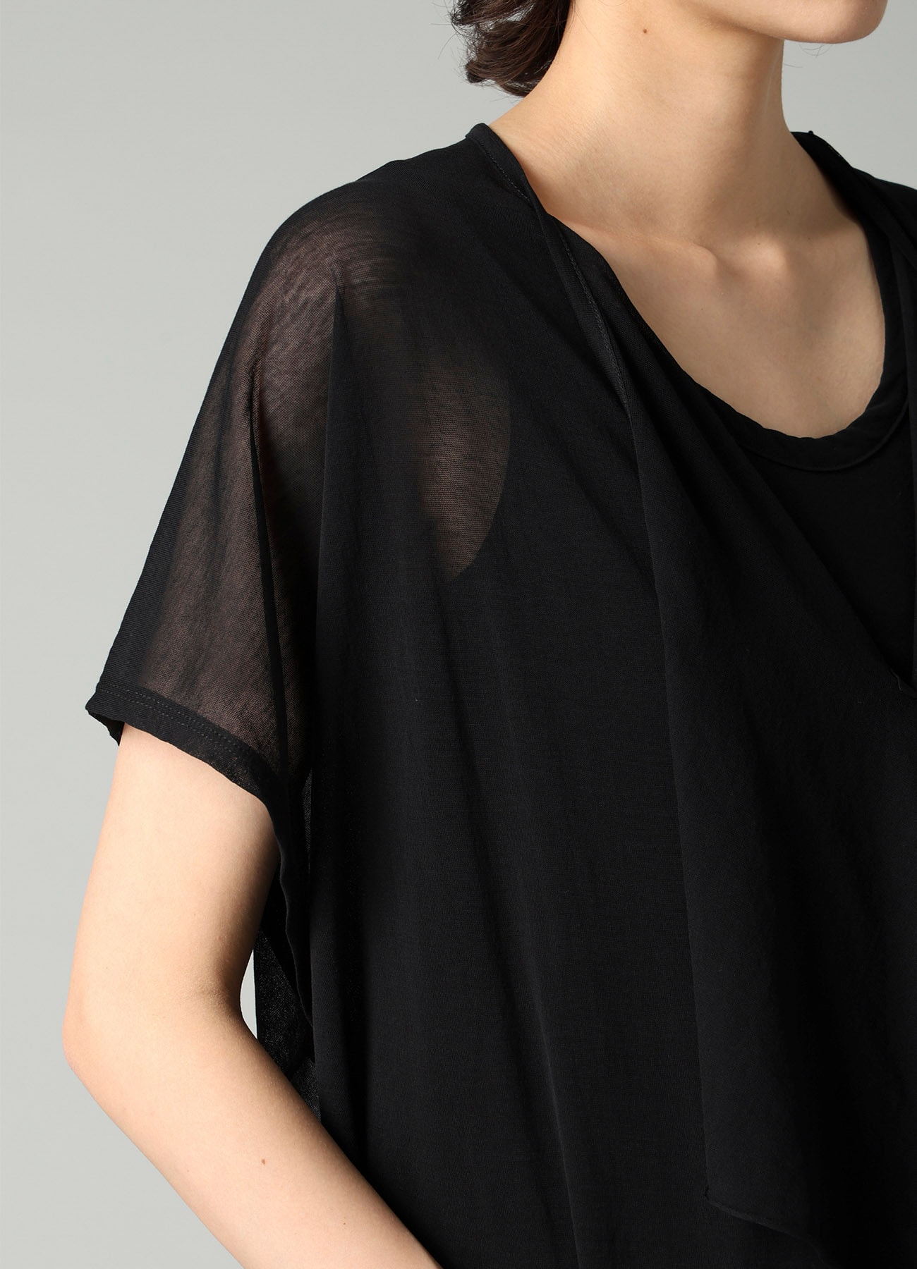 SHEER SINGLE JERSEY DRAPED SLEEVELESS CD