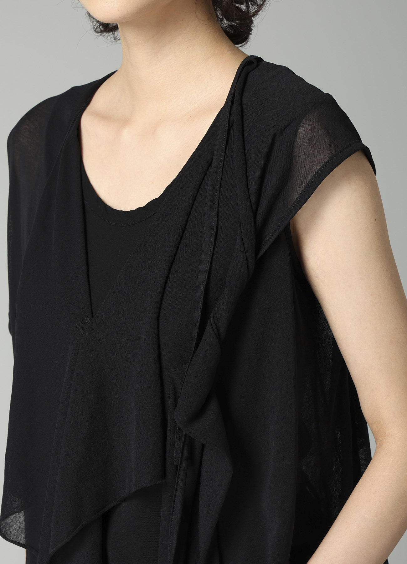 SHEER SINGLE JERSEY DRAPED SLEEVELESS CD