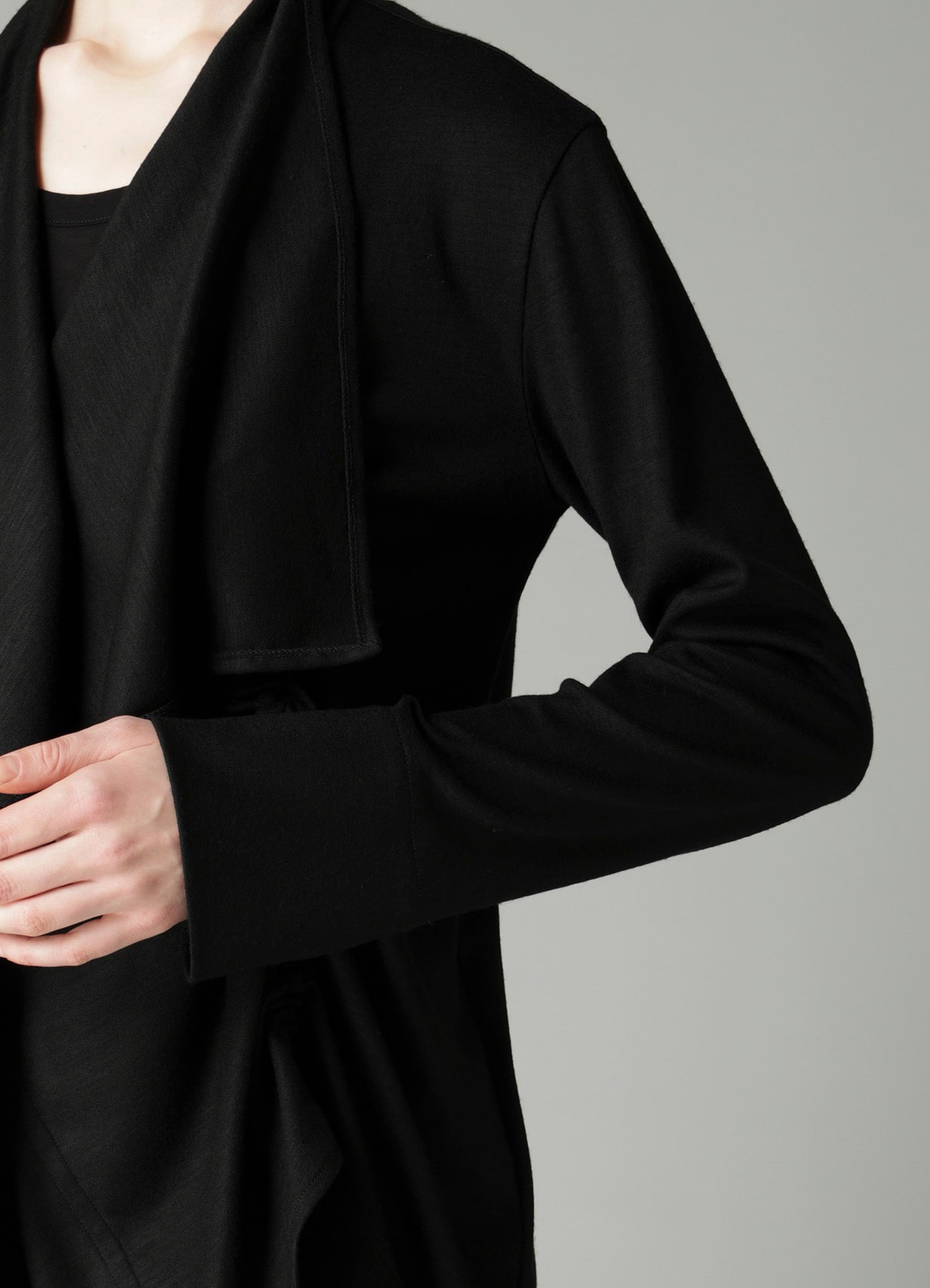 WOOL INTERLOCK DRAPED GATHER CARDIGAN