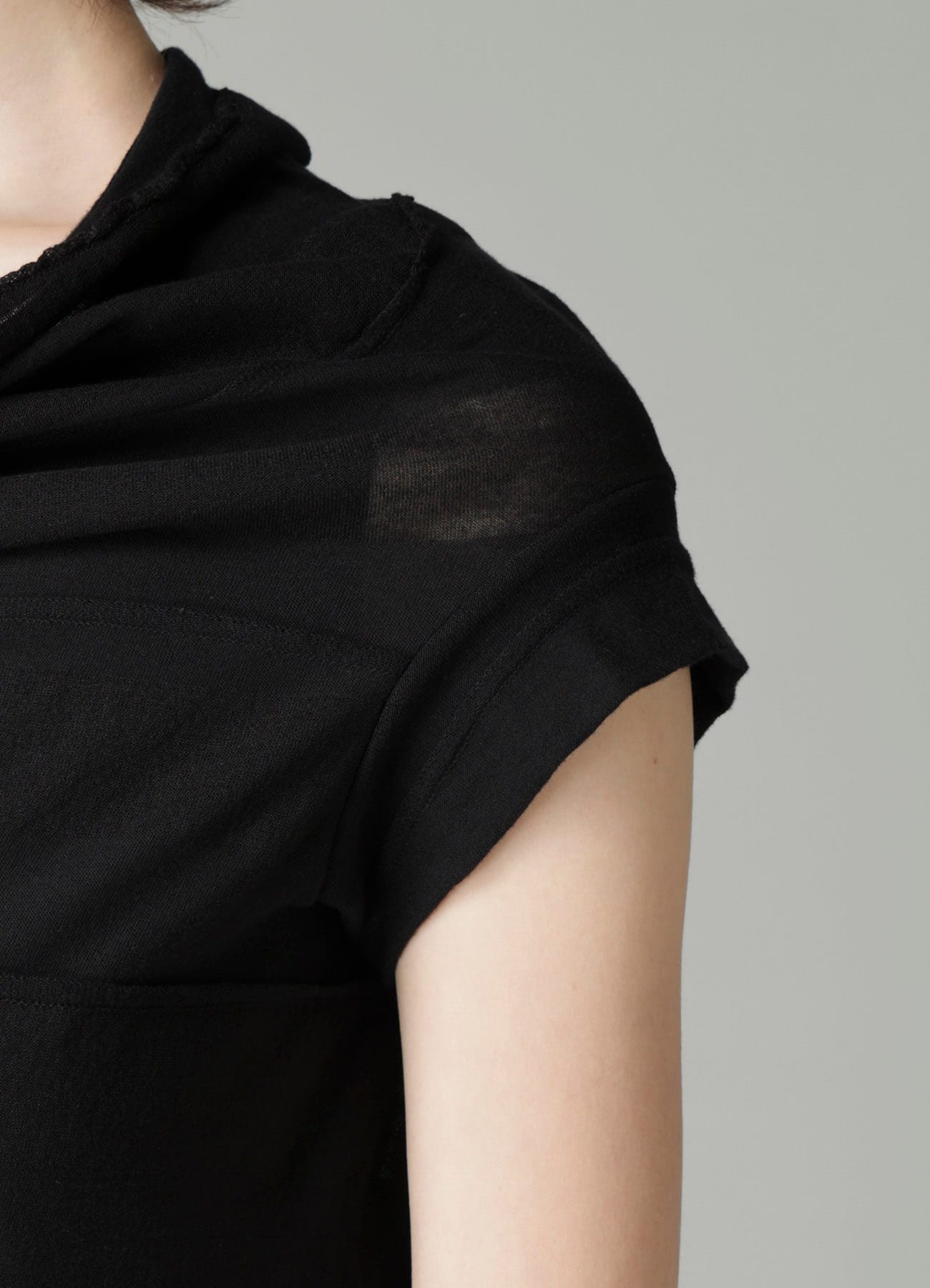 TUCK JACQUARD DRAPED PULL OVER