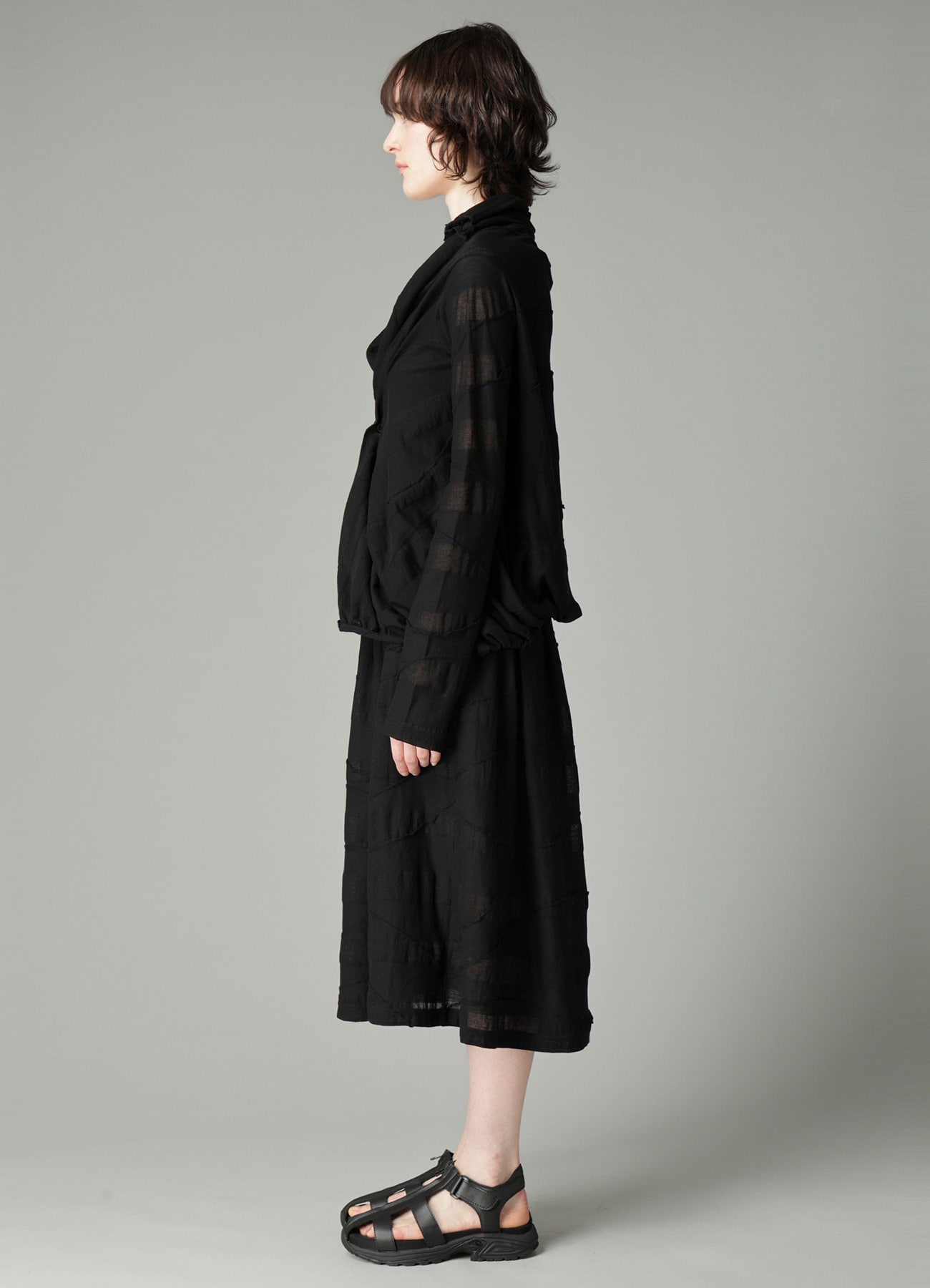 TUCK JACQUARD GATHER DETAIL CARDIGAN