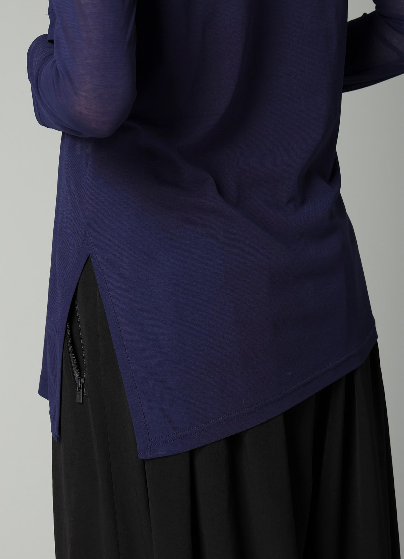 HIGH TWISTED SZ JERSEY TUCK DETAIL LONG SLV T