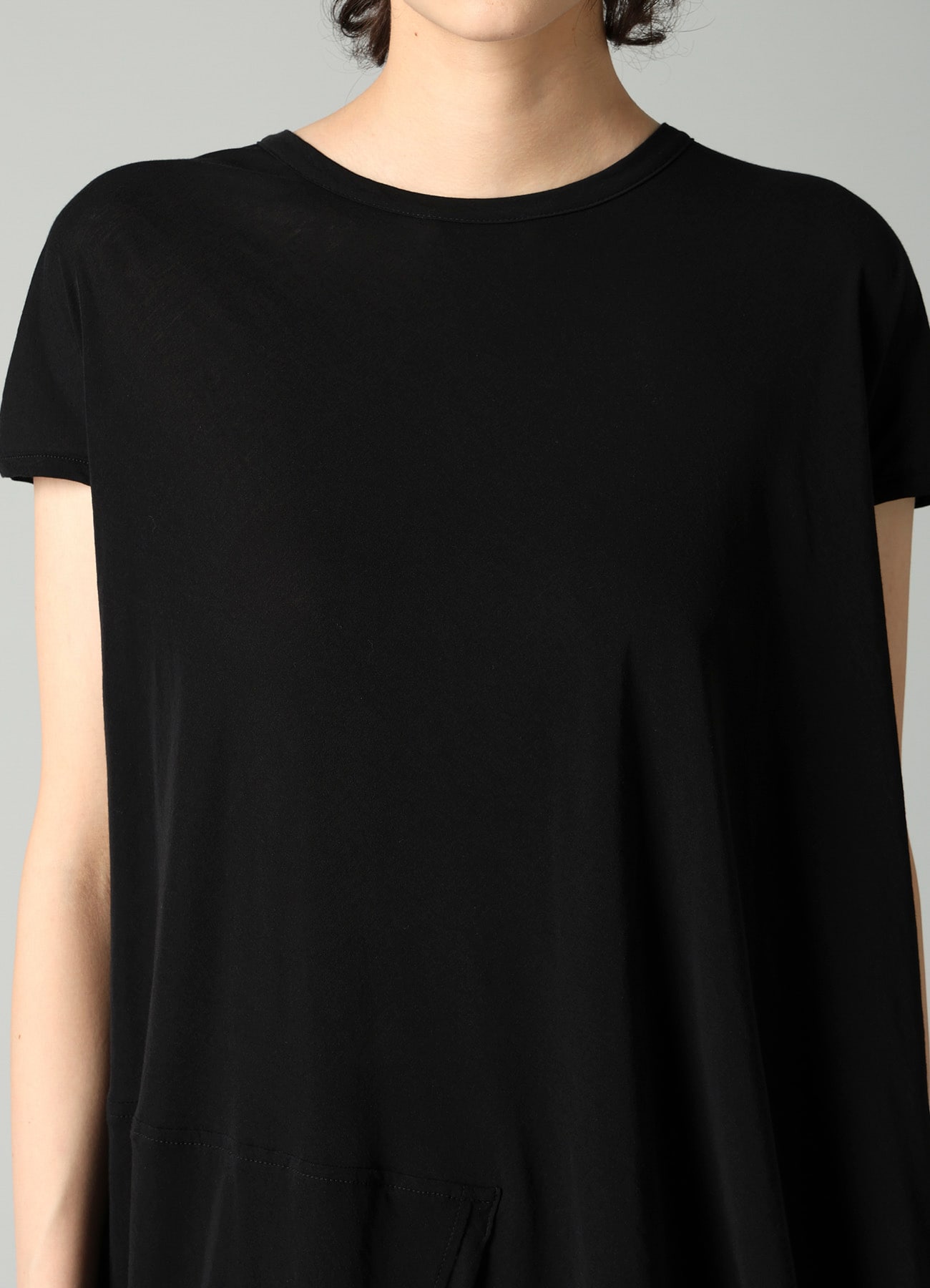 SOFT SINGLE JERSEY UNBALANCED SHORT SLV T