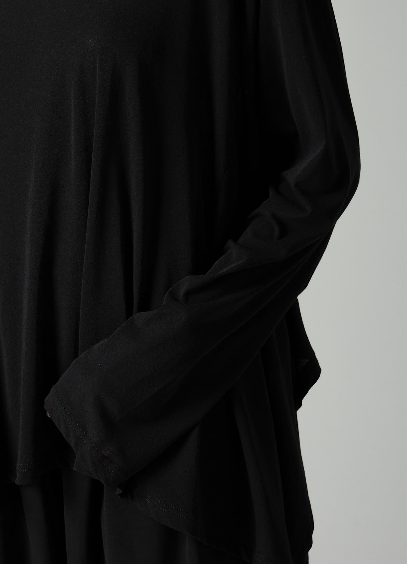 SOFT SINGLE JERSEY DRAPED GUSSET LONG SLV T