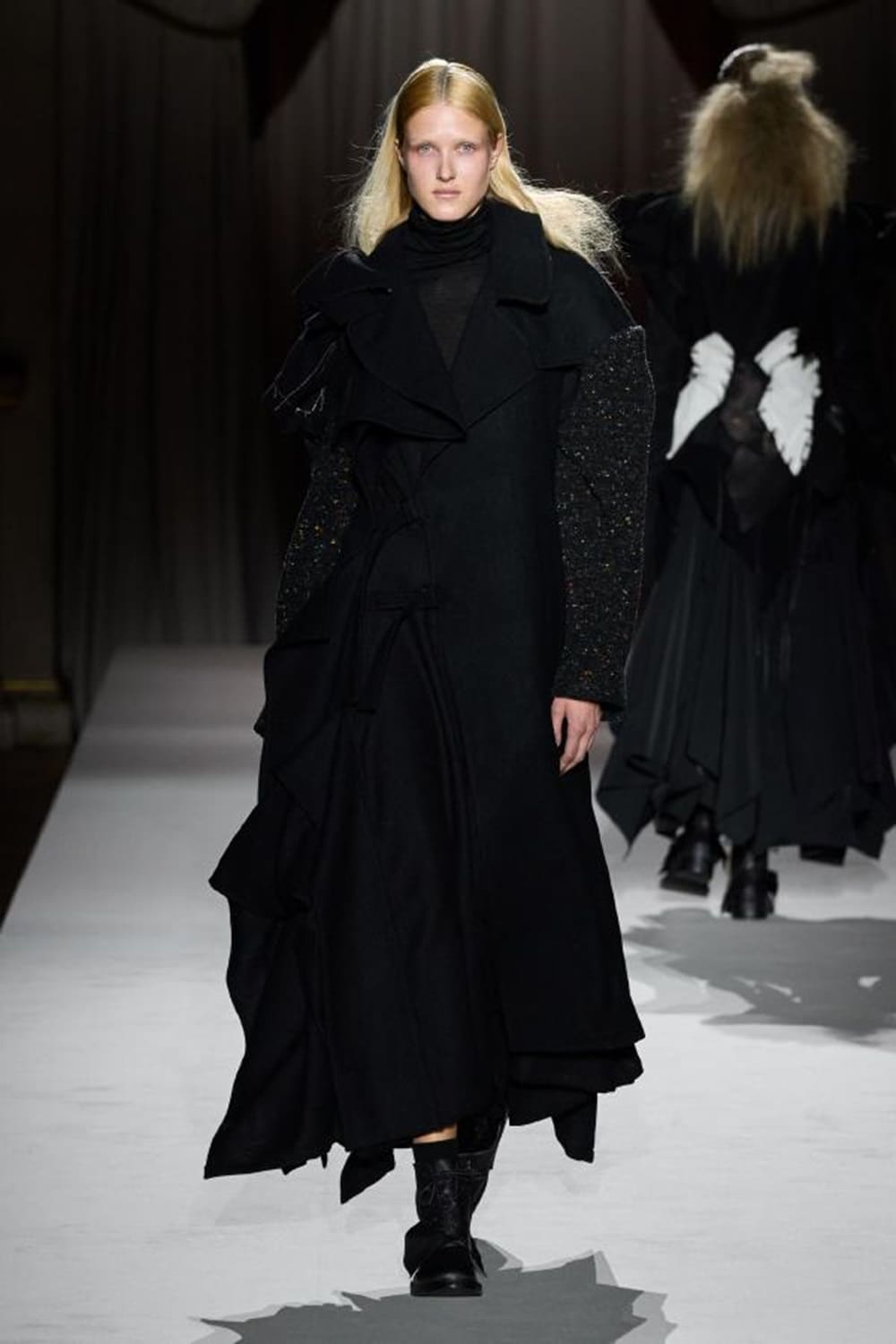 WOOL CHIFFON HIGHNECK LONG T B