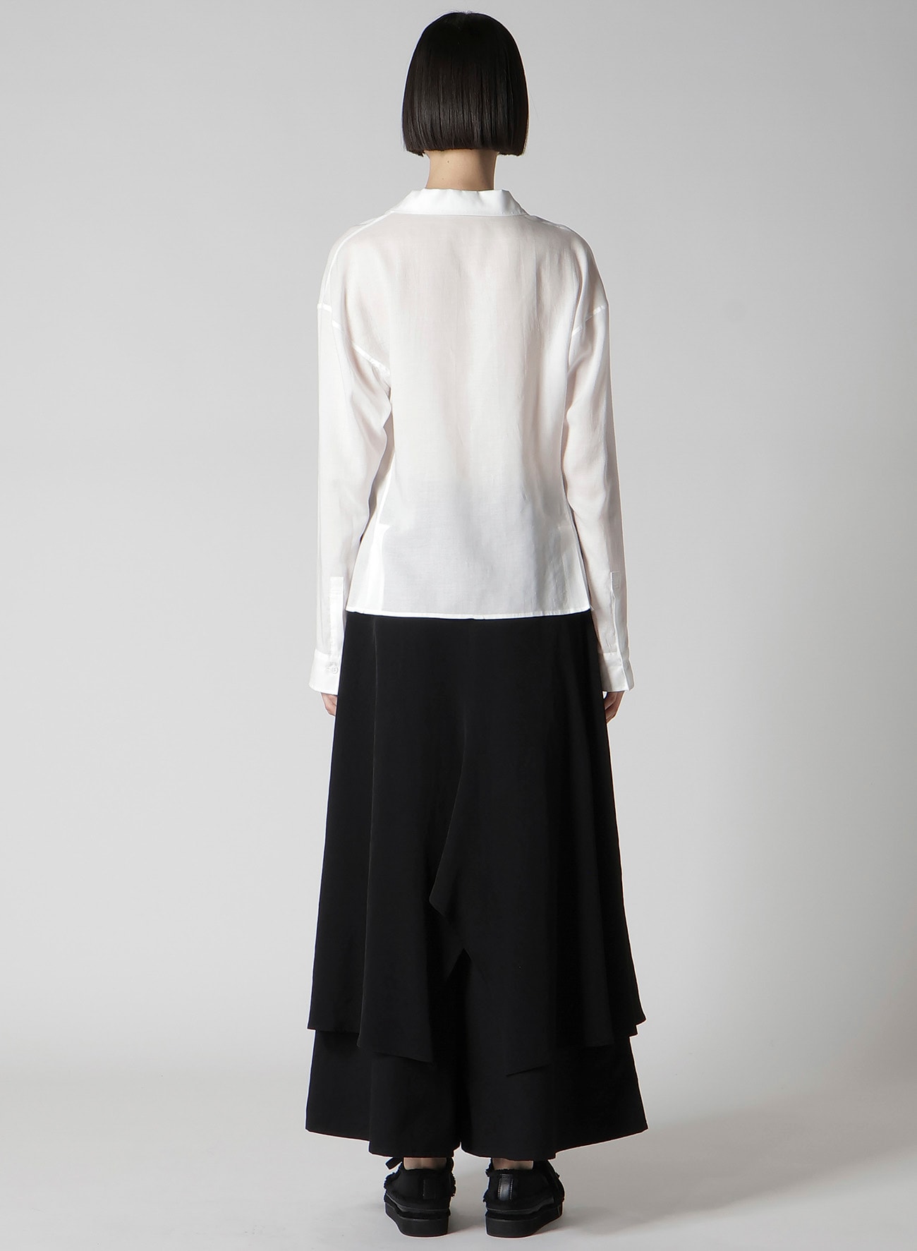 CELLULOSE LAWN PANELED SHORT BLOUSE