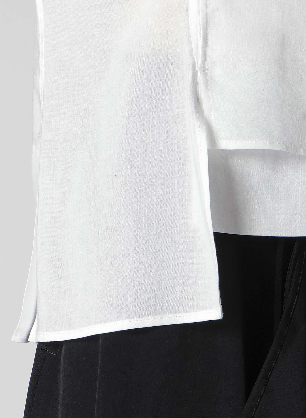 CELLULOSE LAWN PANELED SHORT BLOUSE