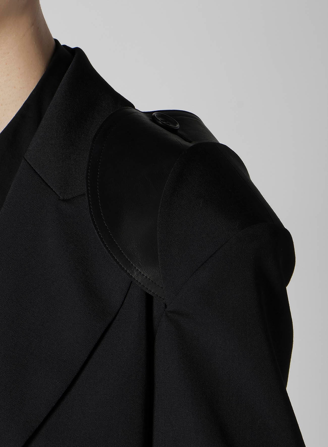 GABARDINE 2 LAYERED SHOULDER D COAT