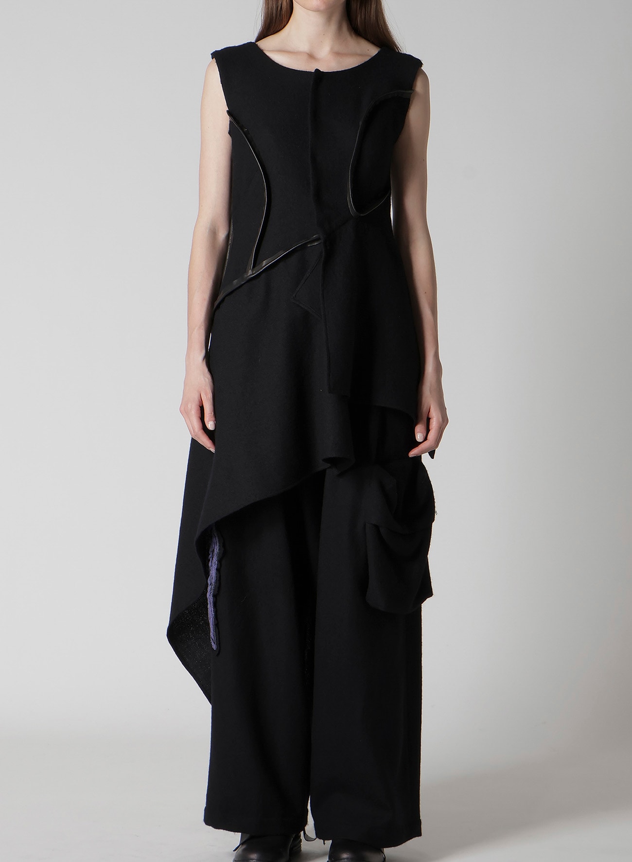 WOOL VIYELLA LEATHER PIPING DRESS