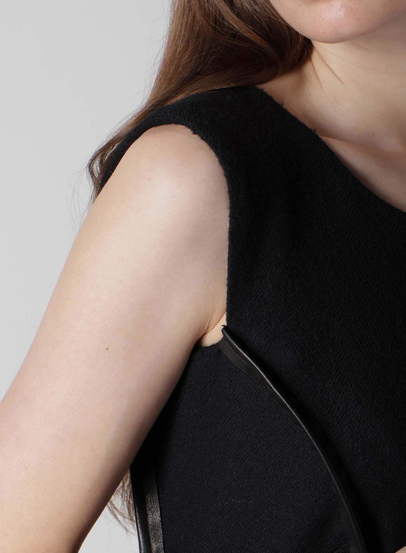 WOOL VIYELLA LEATHER PIPING DRESS