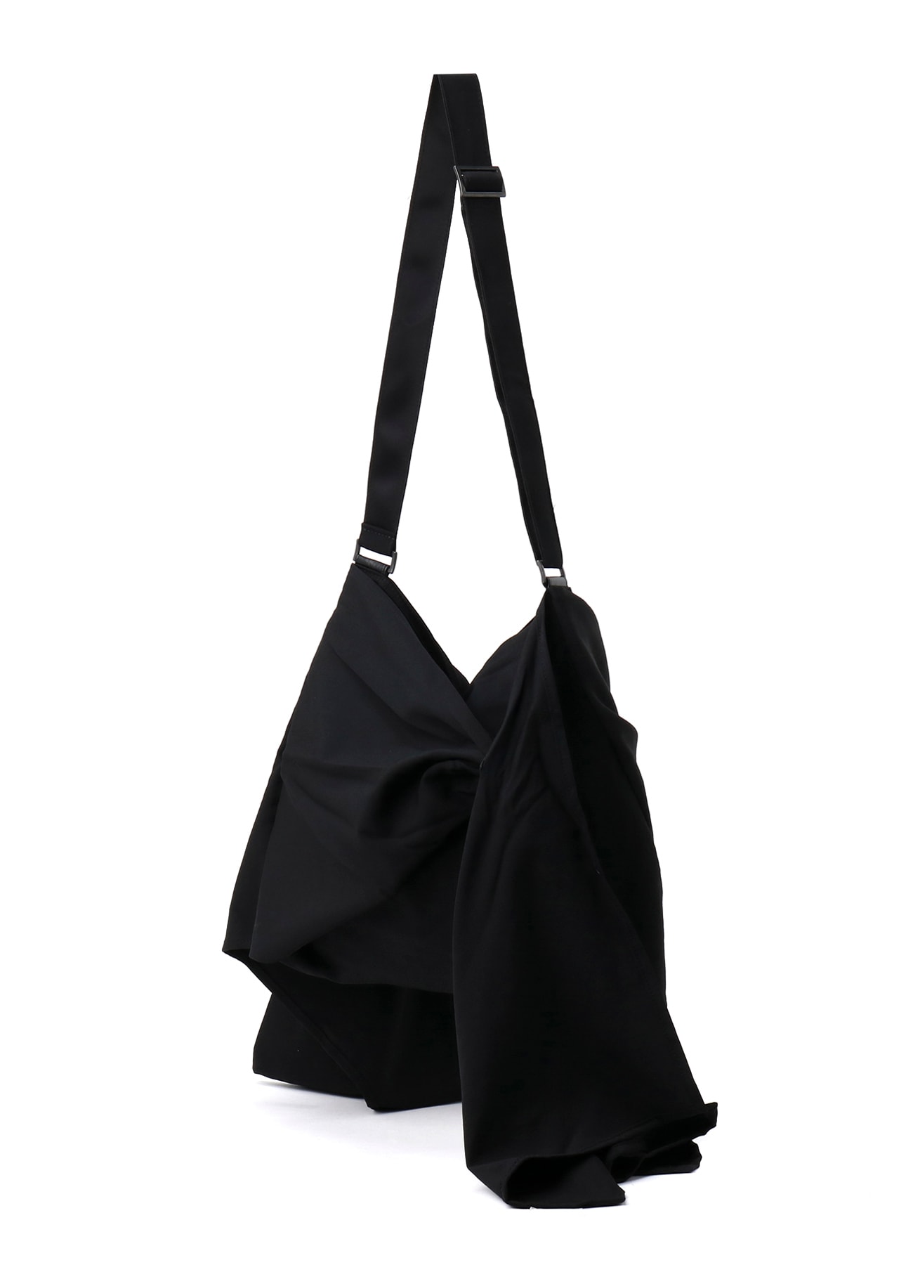 W/GABARDINE CROSS DRAPED SHOLDER BAG