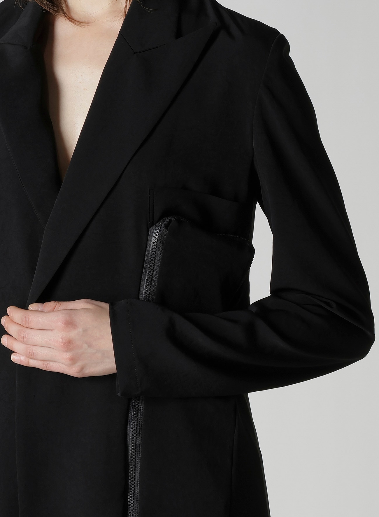 TA/PE CREPE DE CHINE ZIP DETAIL JACKET