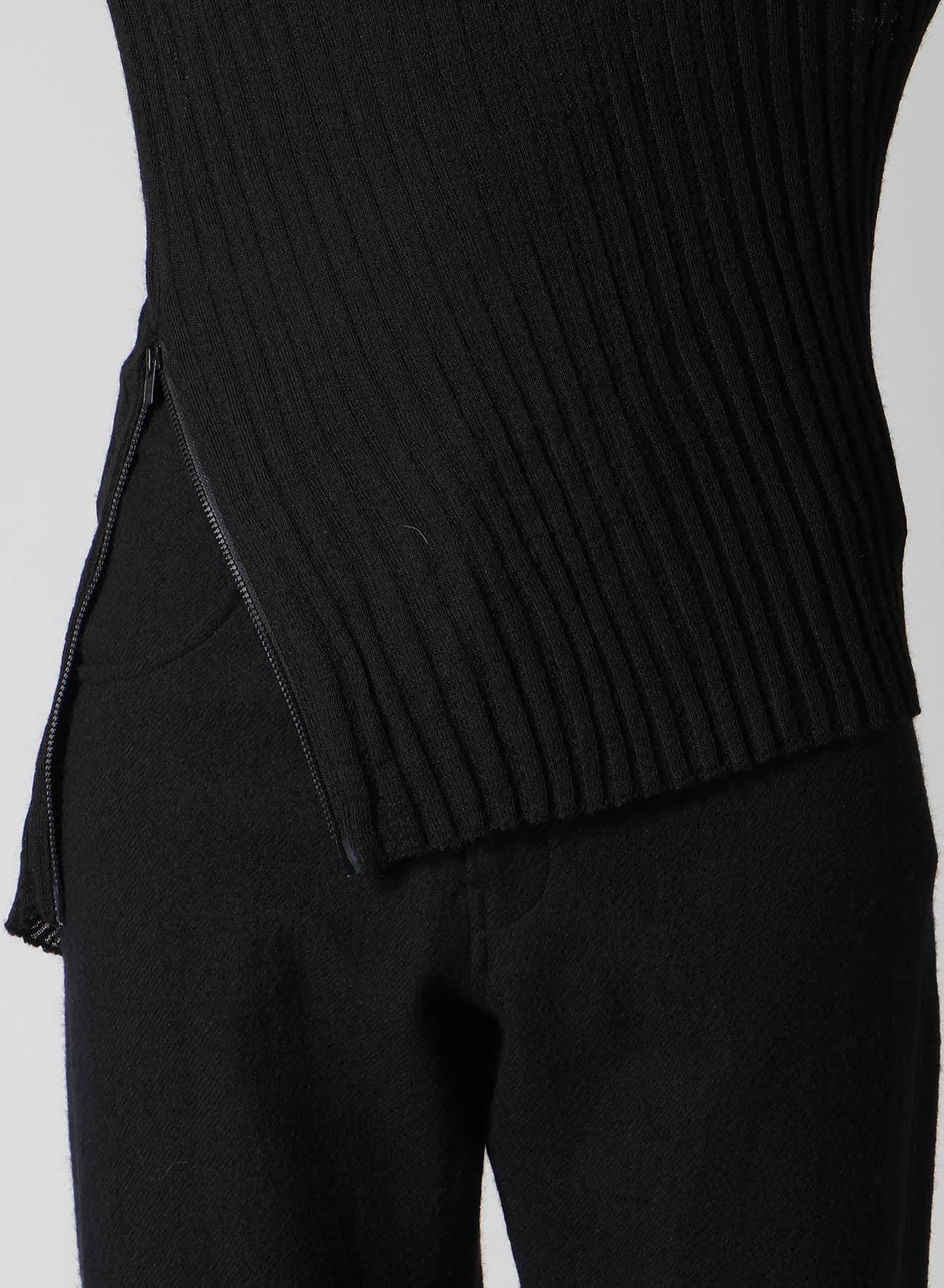RIB DIAGONAL ROUND NECK PO