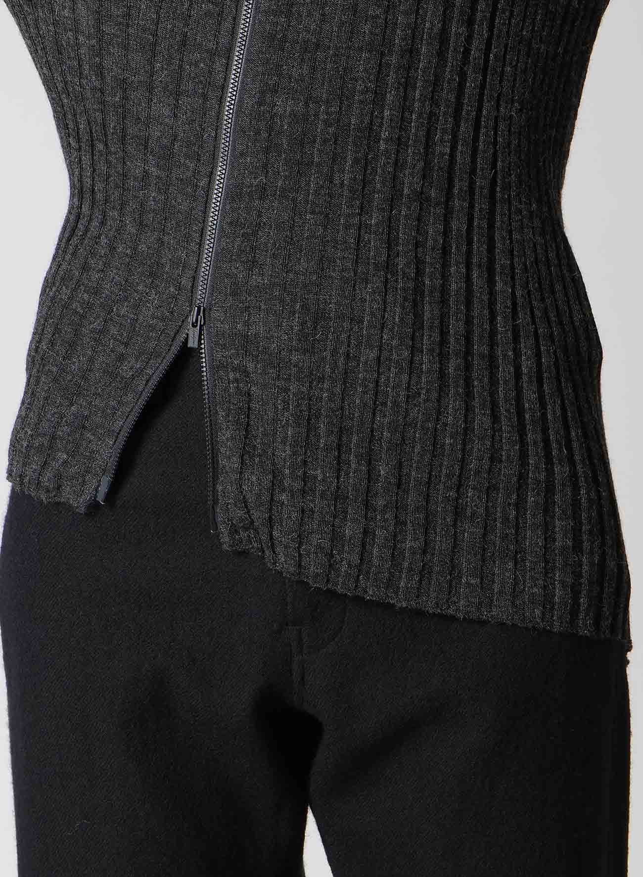 RIB DIAGONAL ZIP CARDIGAN