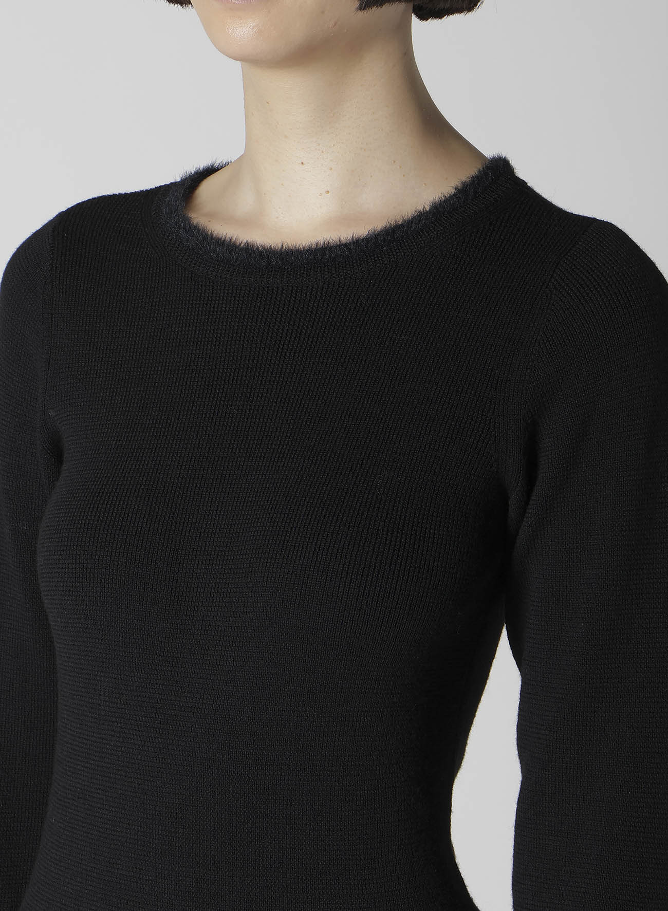 12G RIB JAGGED HEM ROUND NECK PO