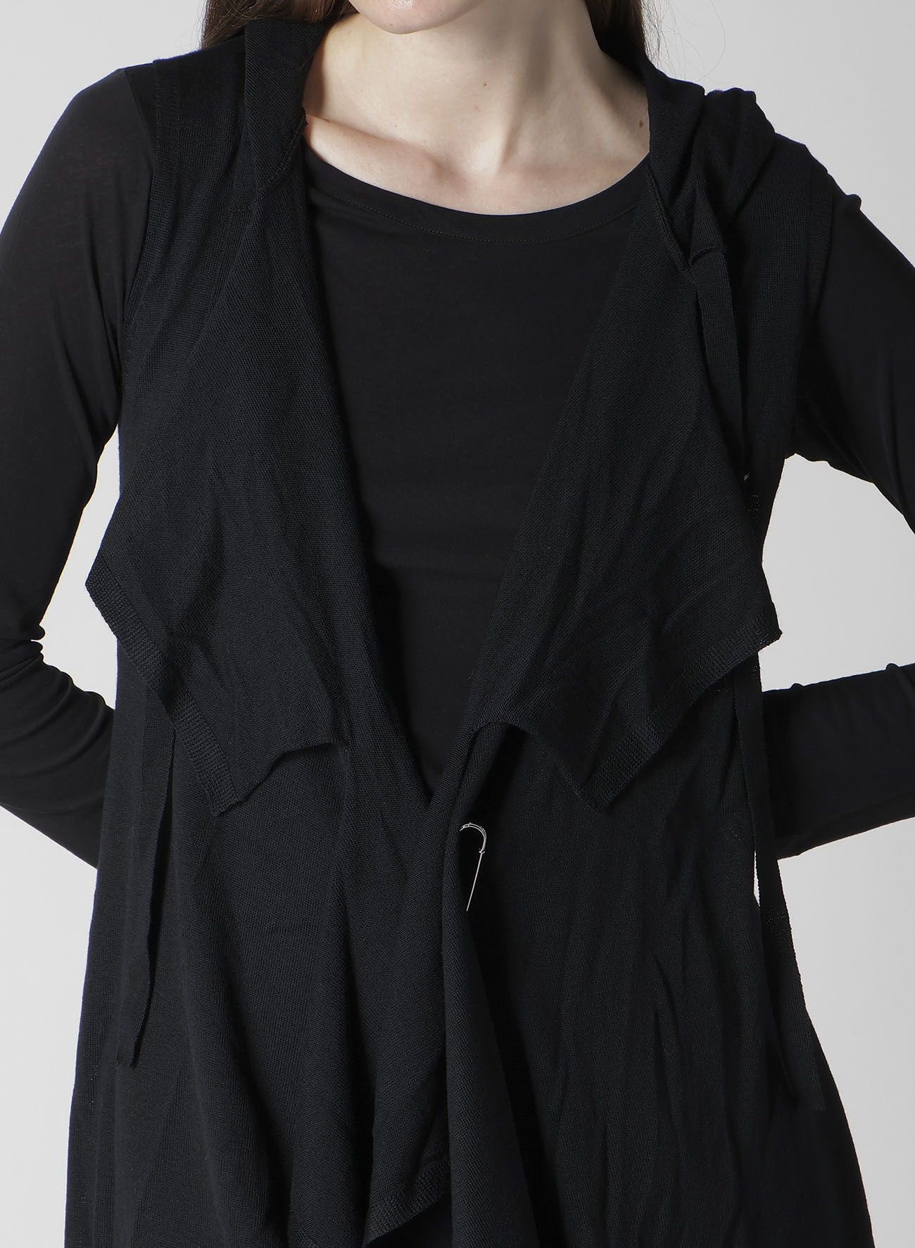PLAIN STITCH+RIB DRAPED HOODIE VEST