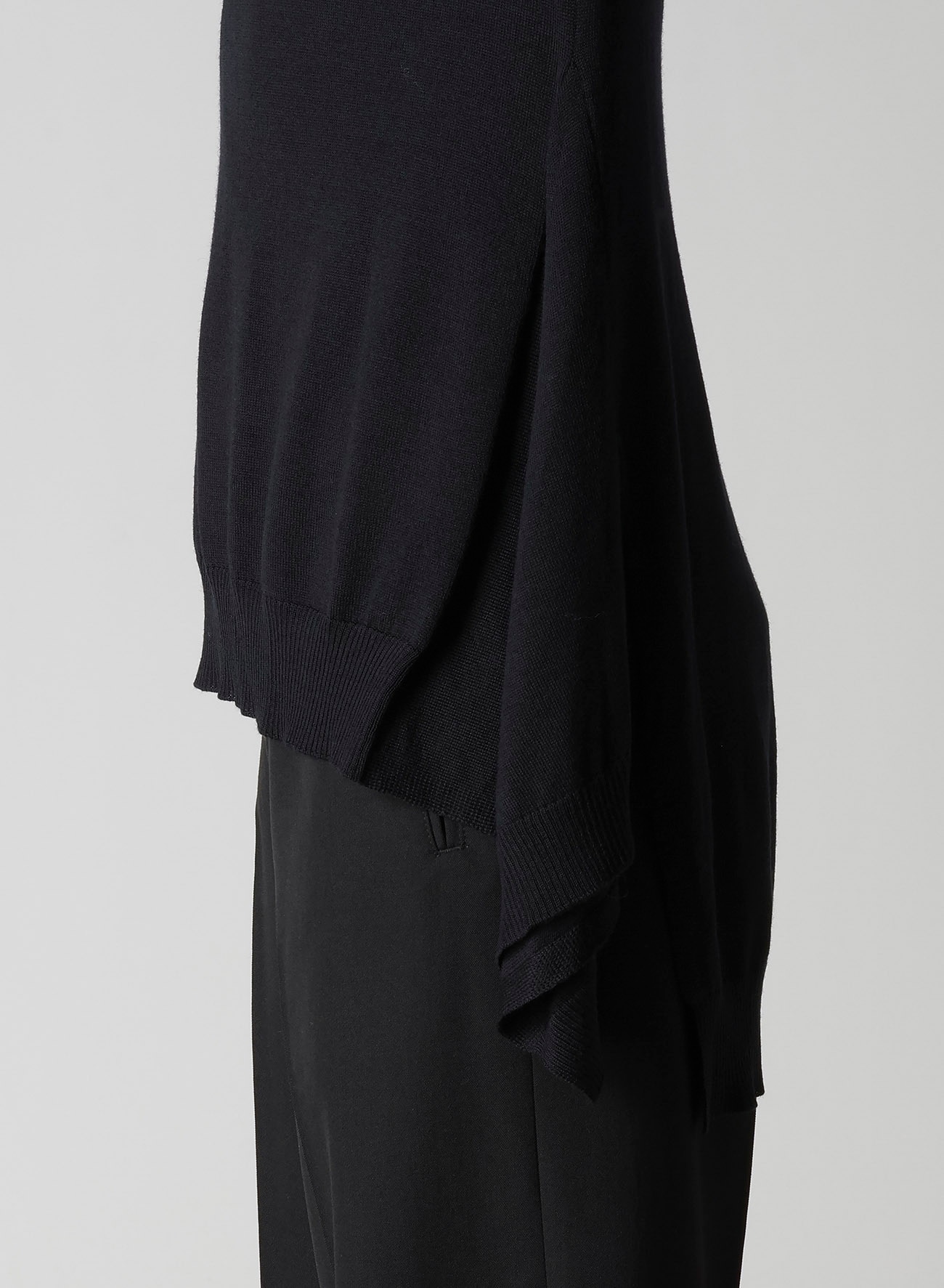 PLAIN STITCH+RIB DRAPED HIGH NECK PO