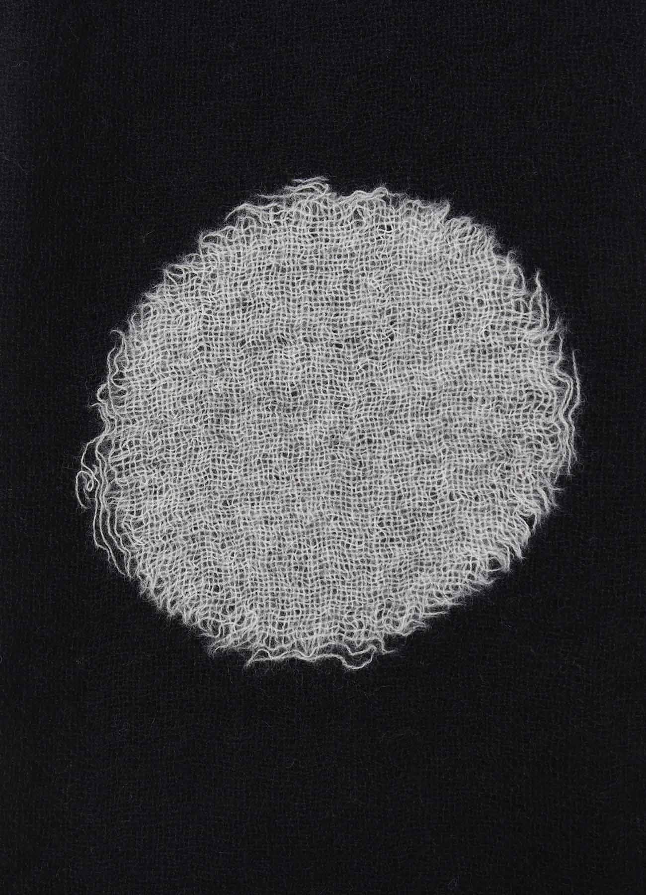 WOOL GAUZE NEEDLE PUNCH DOT STOLE