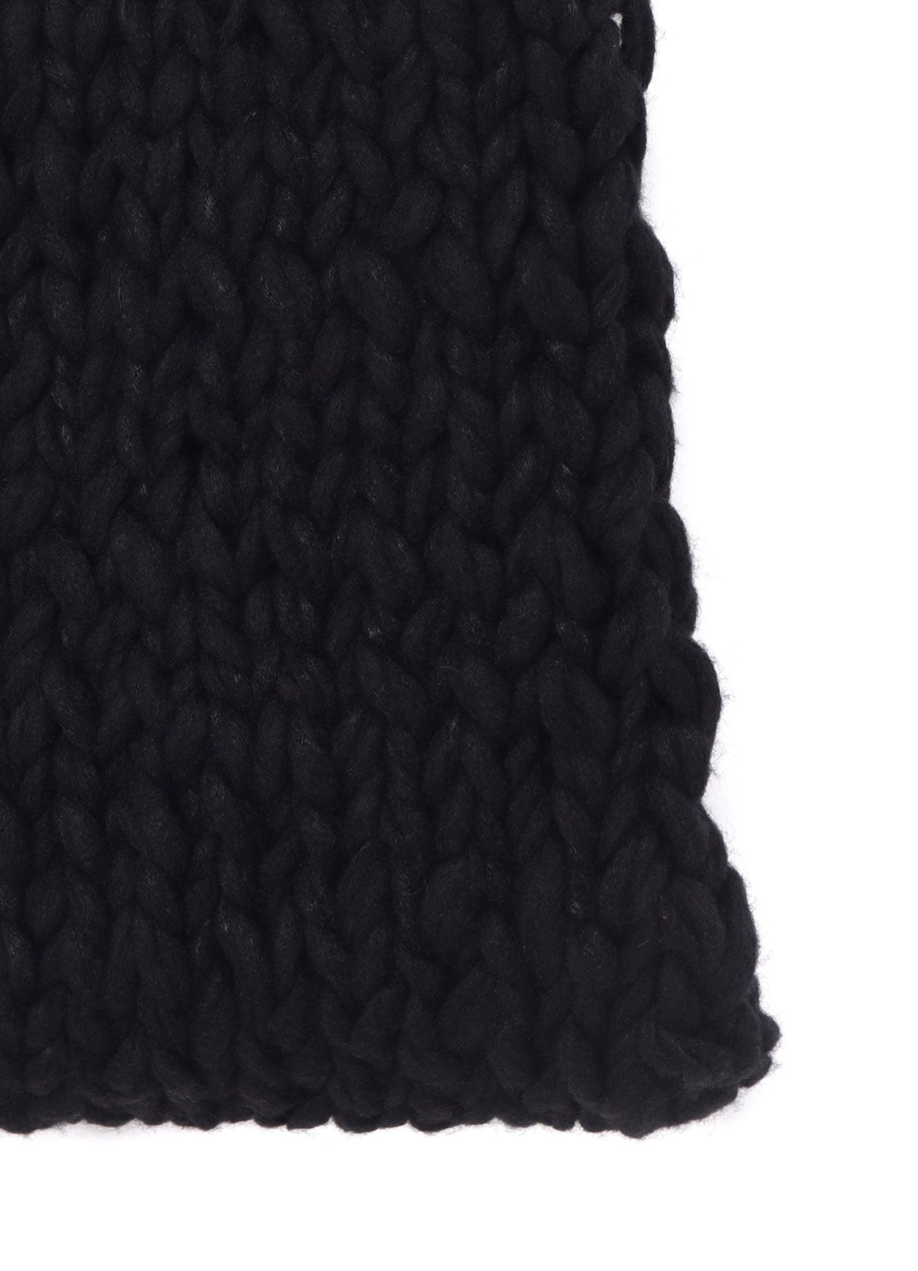 HAND-WOVEN SLABS/W KNIT SNOOD
