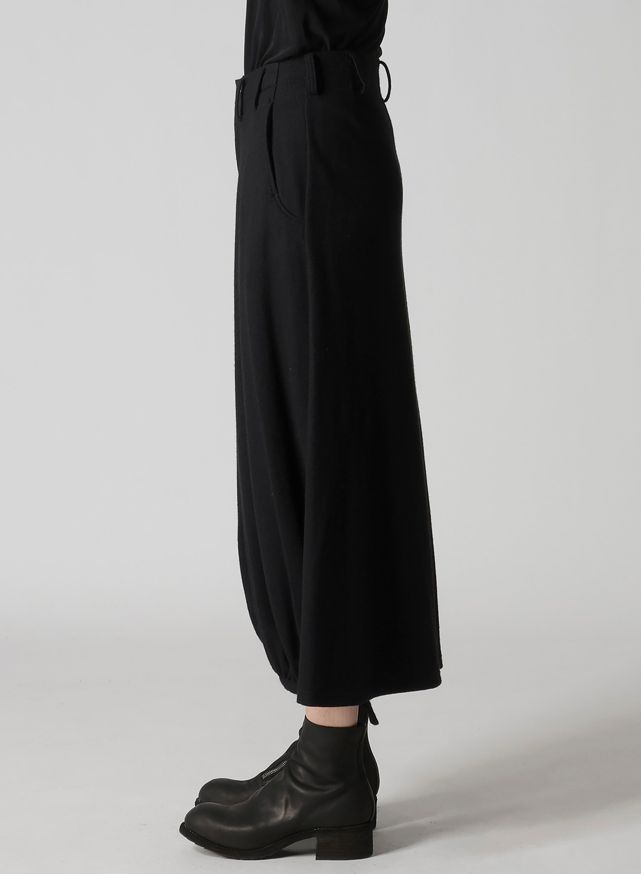 SOFT WOLLEN 1/14 F GATHERED PANTS