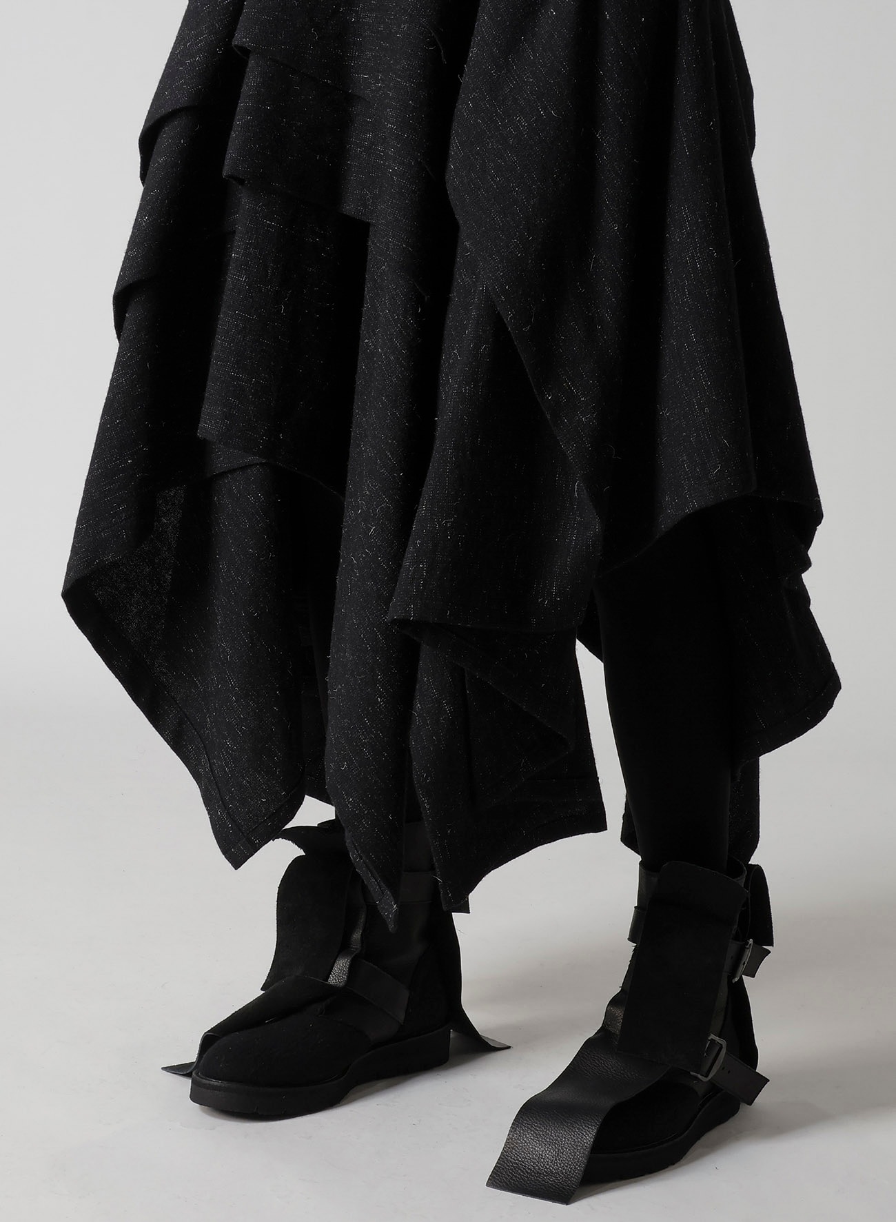 WOOLEN TWEED R DRAPED TUCK ST SKIRT